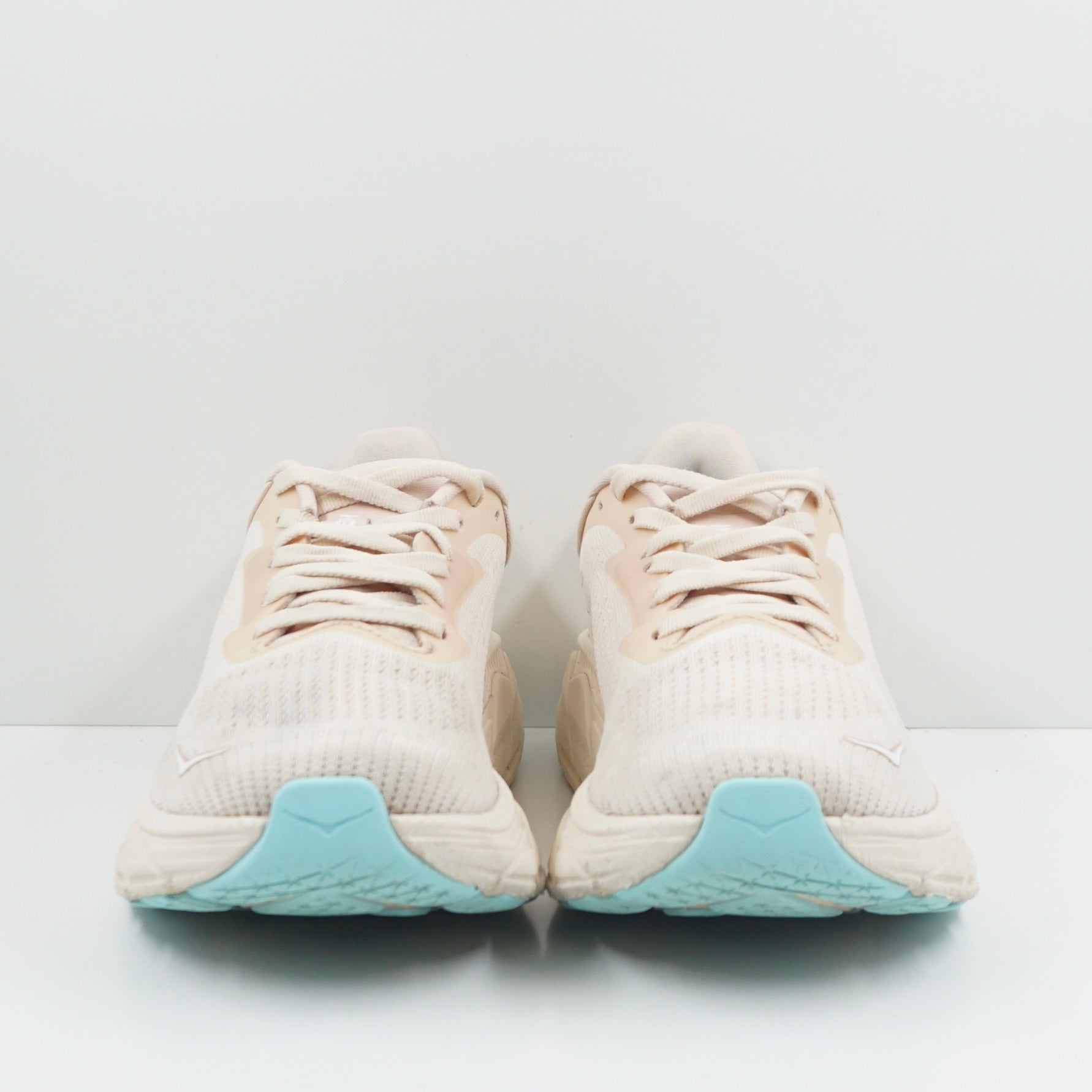 Hoka Arahi 7 Vanilla Cream (W)