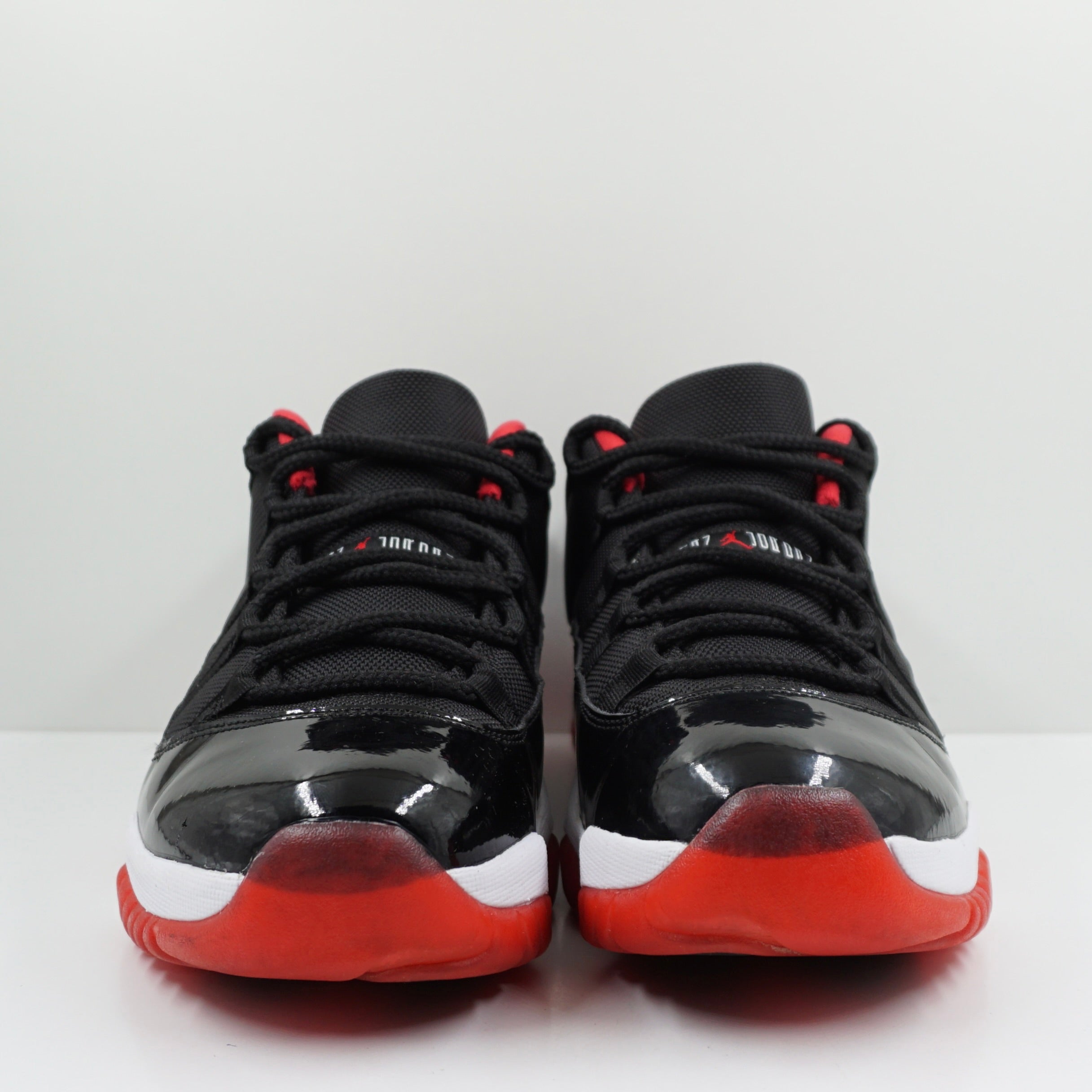 Jordan 11 Retro Low Bred