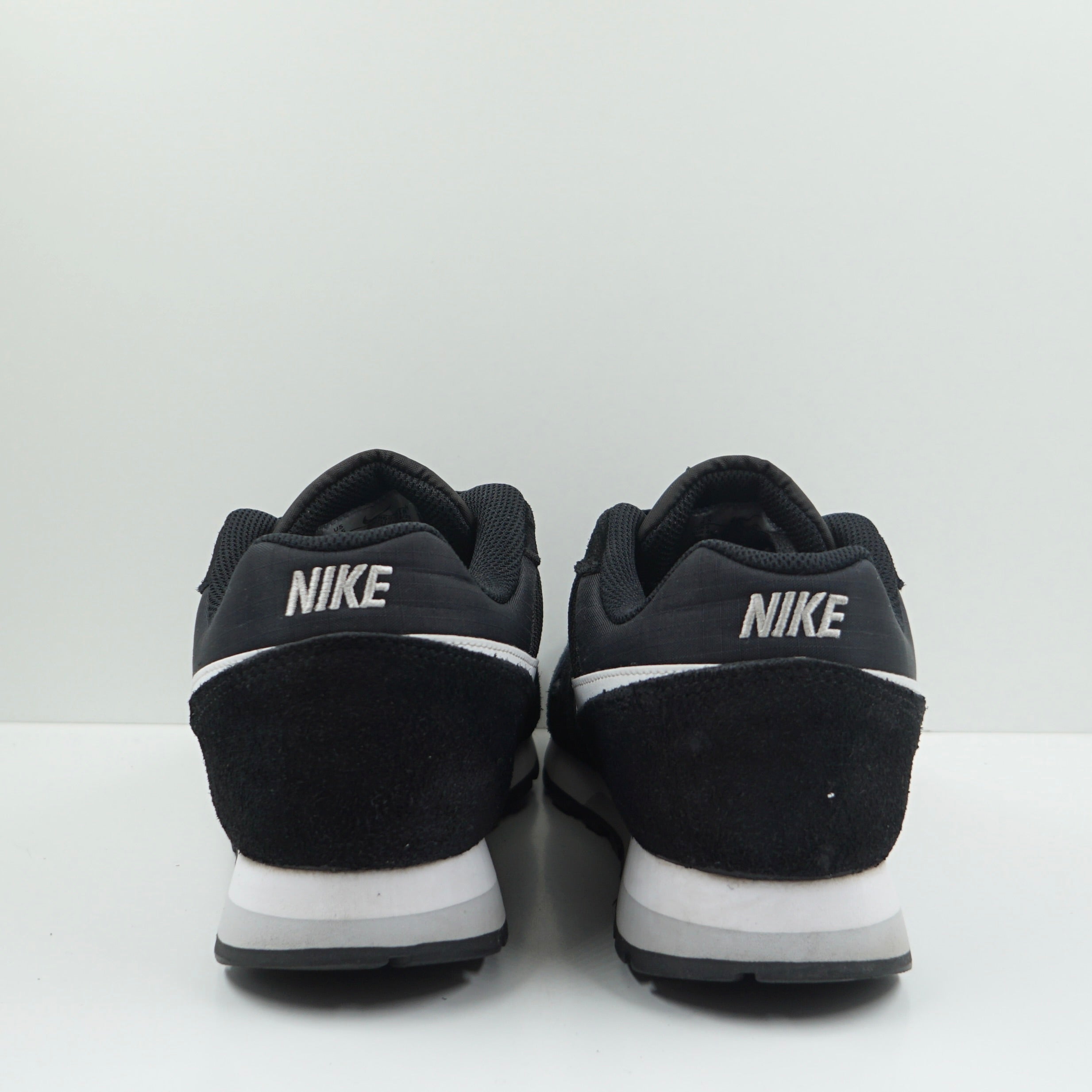 Nike MD Runner 2 Black Wolf Grey White (W)
