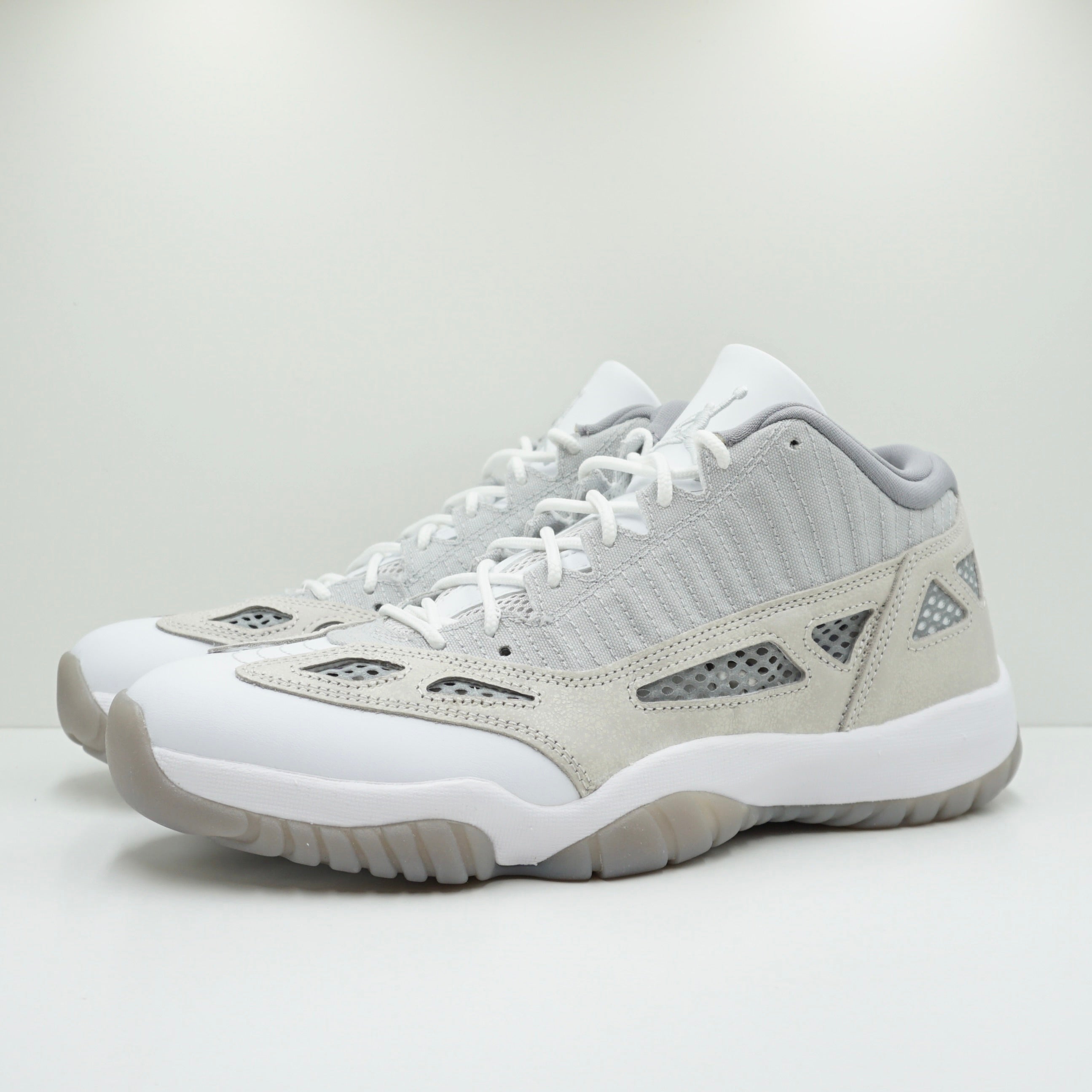 Jordan 11 Retro Low IE Light Orewood Brown