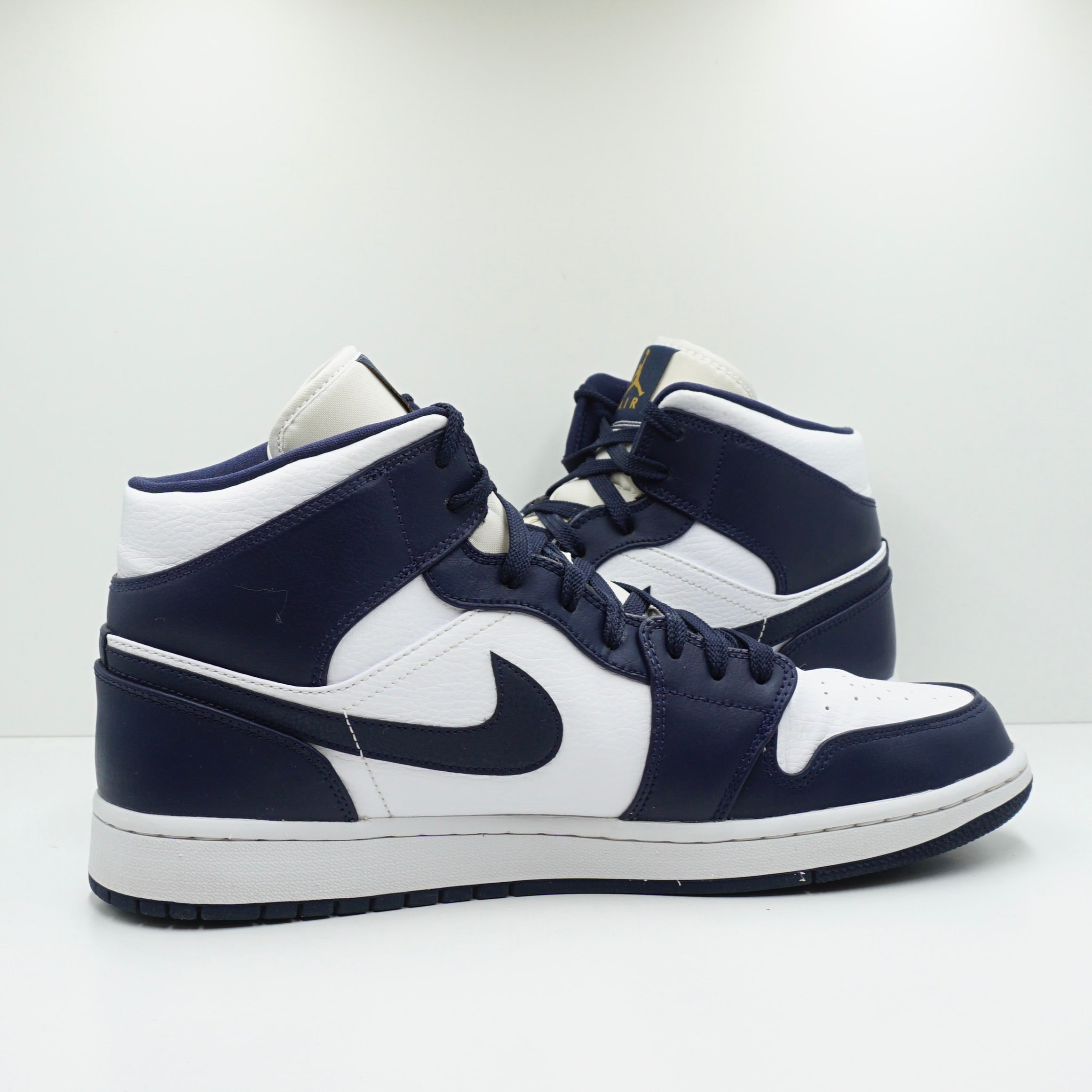 Jordan 1 Mid White Metallic Gold Obsidian