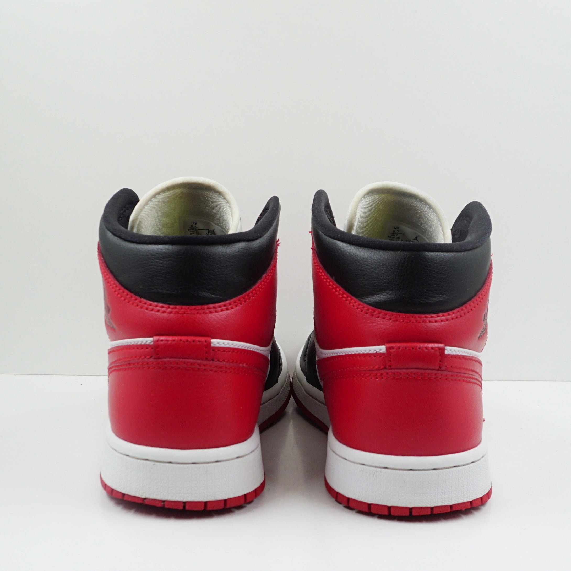 Jordan 1 Mid Alternate Bred Toe (W)