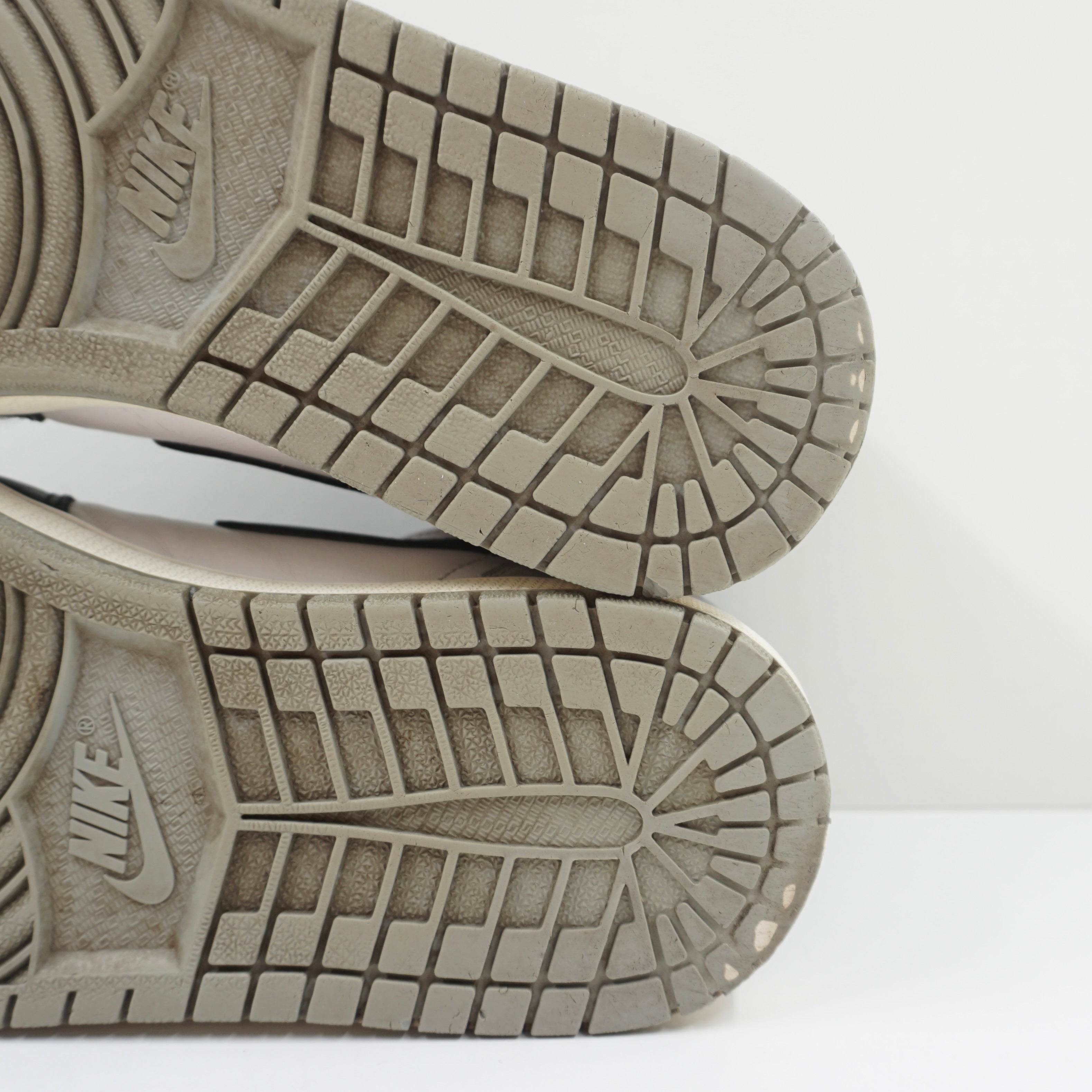 Jordan 1 Retro High Barons