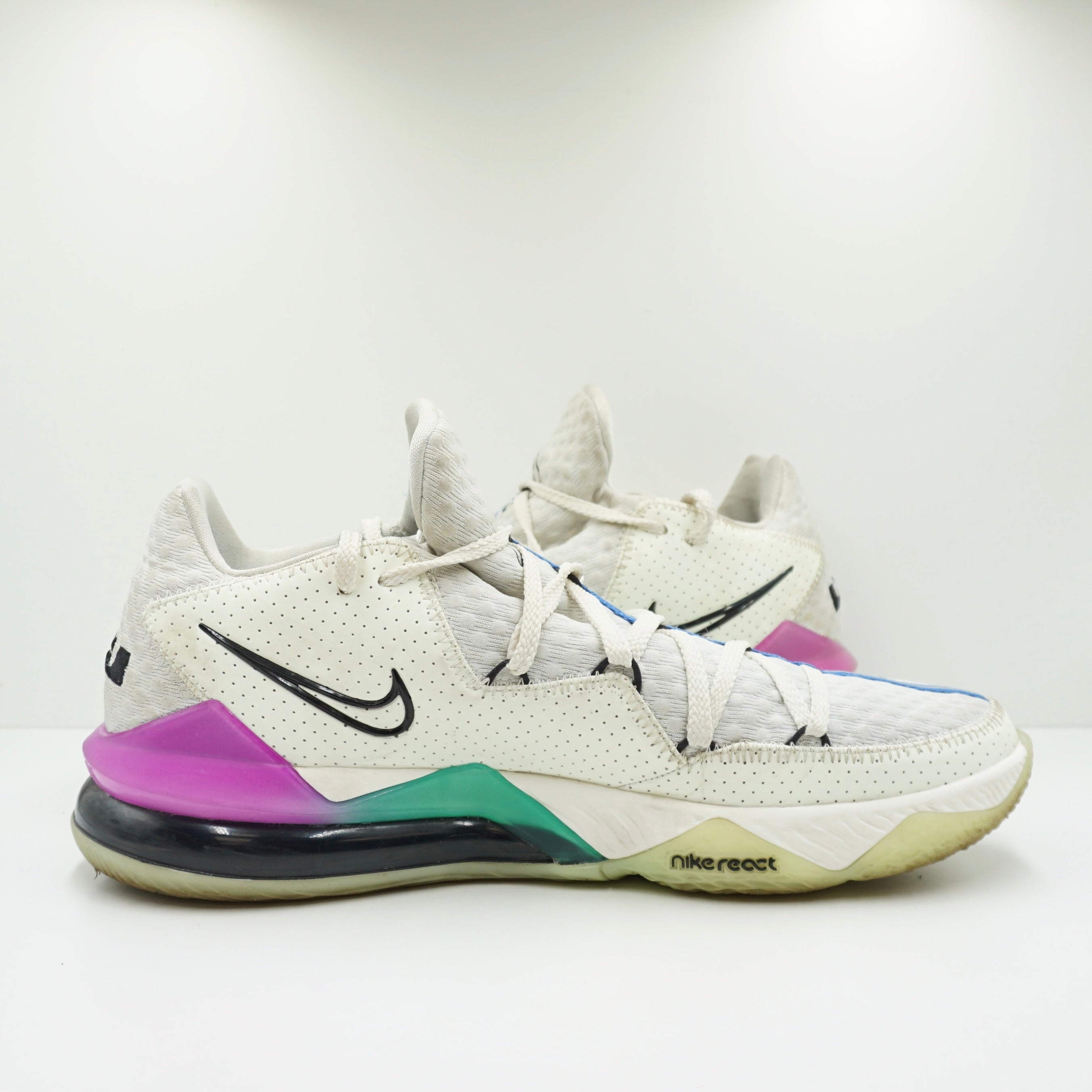 Nike LeBron 17 Low Glow In The Dark