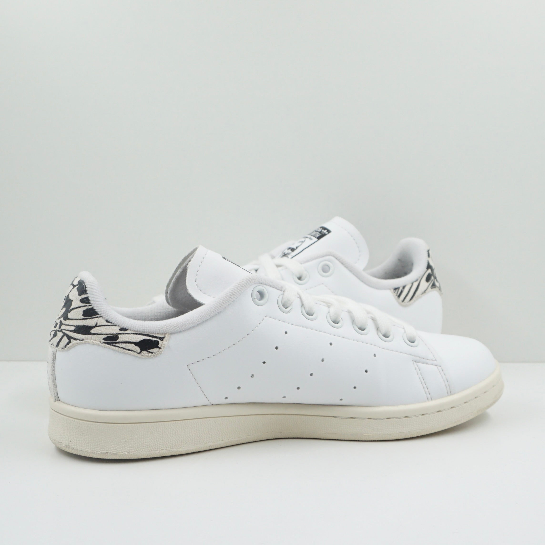 Adidas Stan Smith Cloud White Black Art Heel Tab
