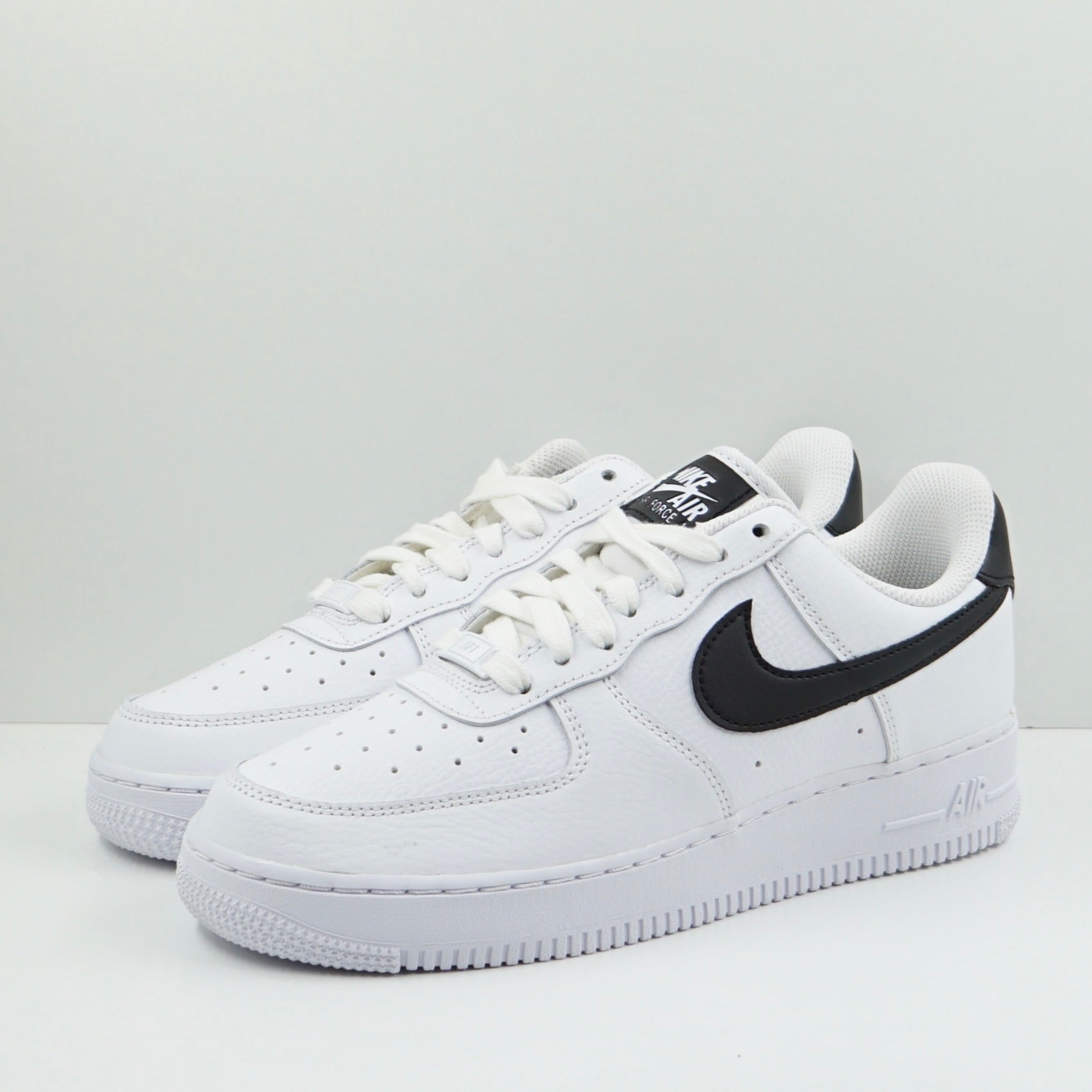 Nike Air Force 1 Low '07 White Black (W)