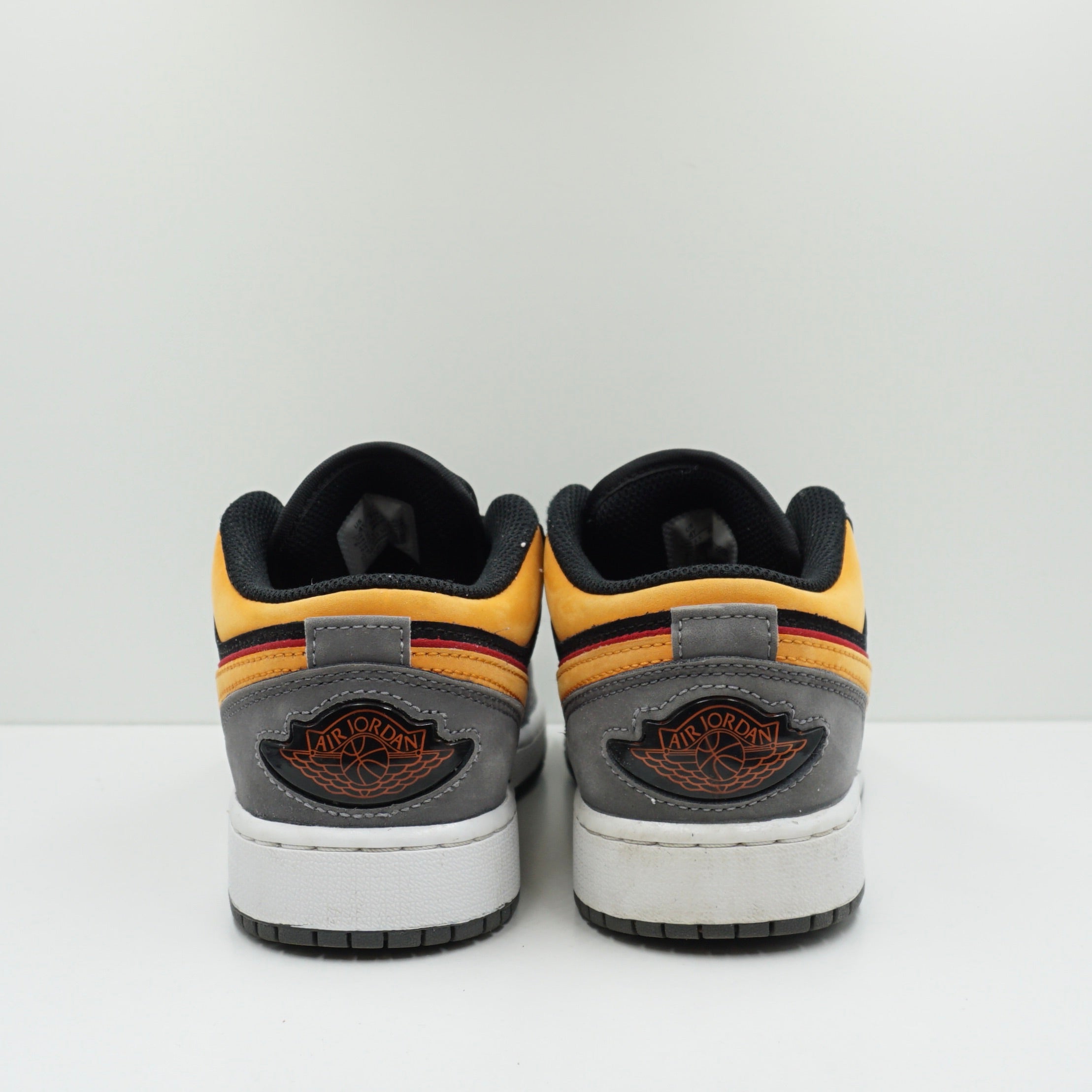 Jordan 1 Low SE Light Graphite Vivid Orange (GS)