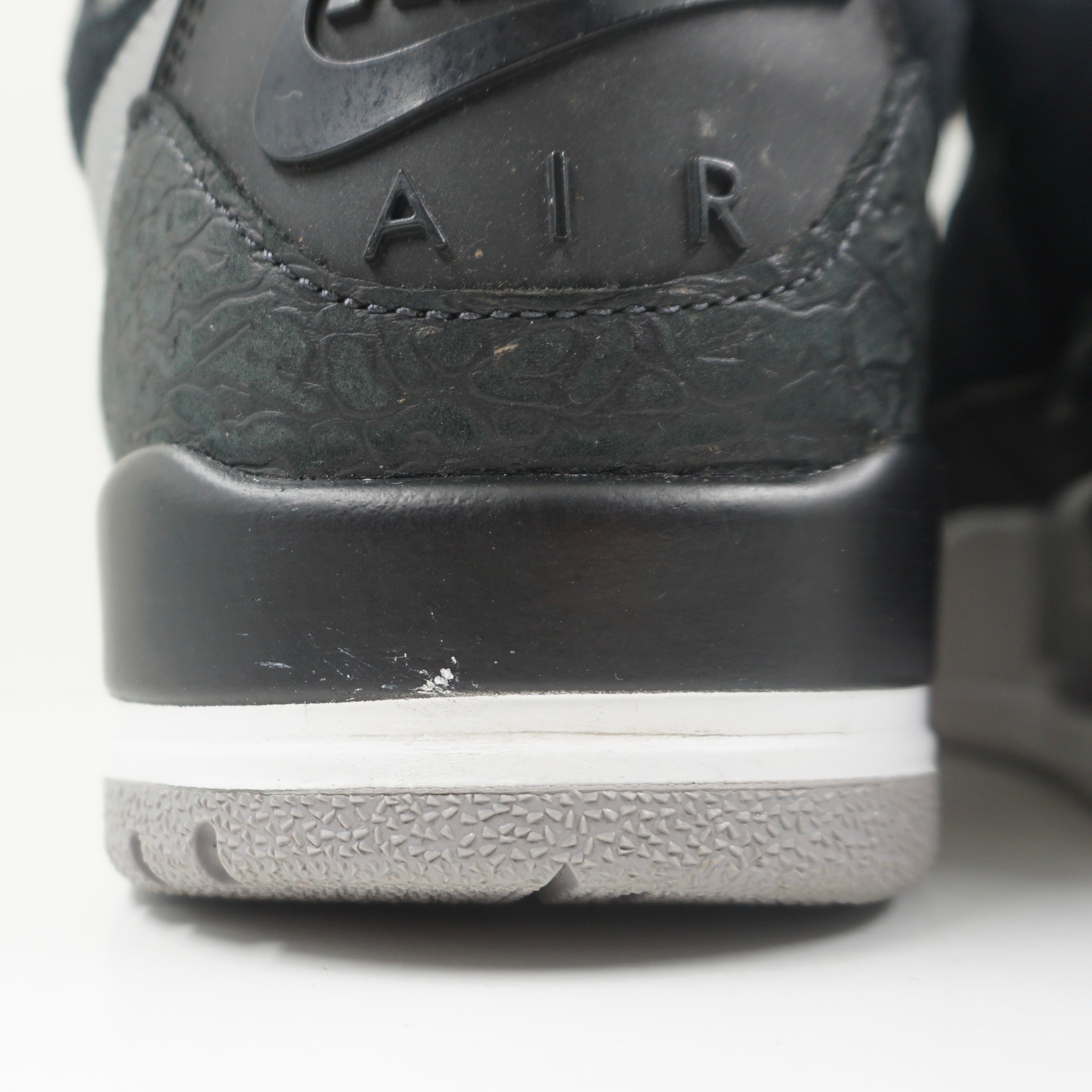 Jordan 3 Retro Tinker Black Cement Gold