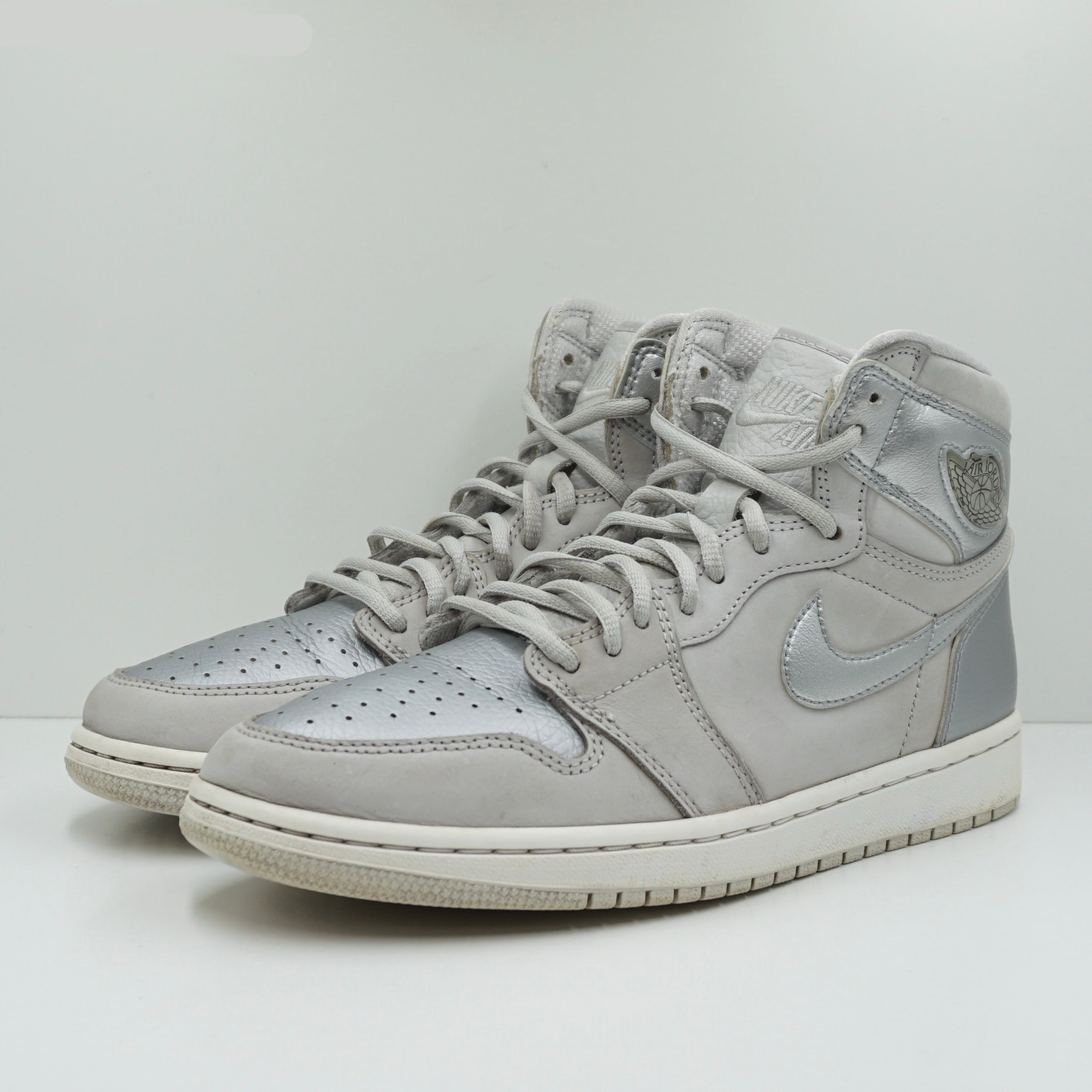 Jordan 1 Retro High CO Japan Neutral Grey (2020)