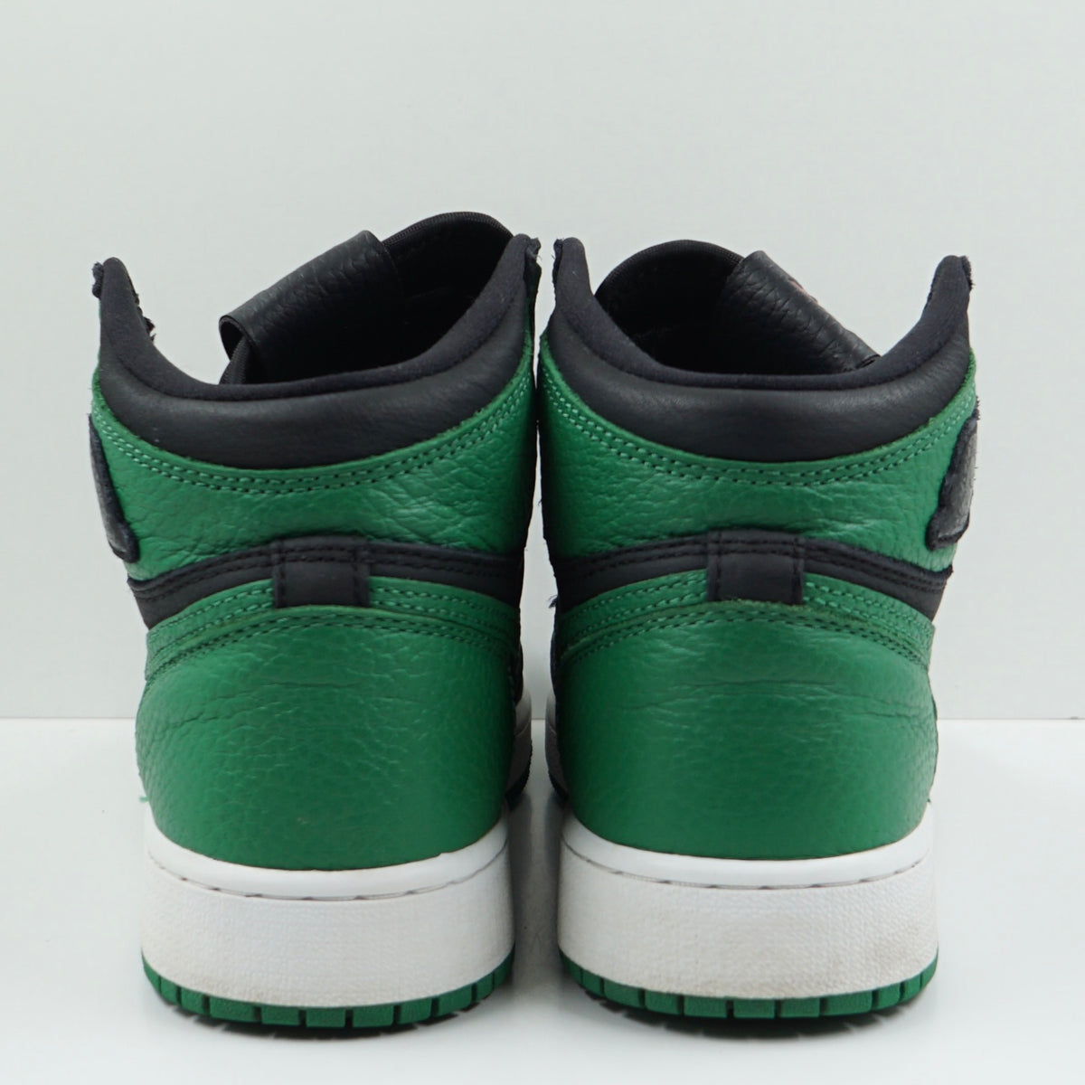 Jordan 1 Retro High Pine Green Black