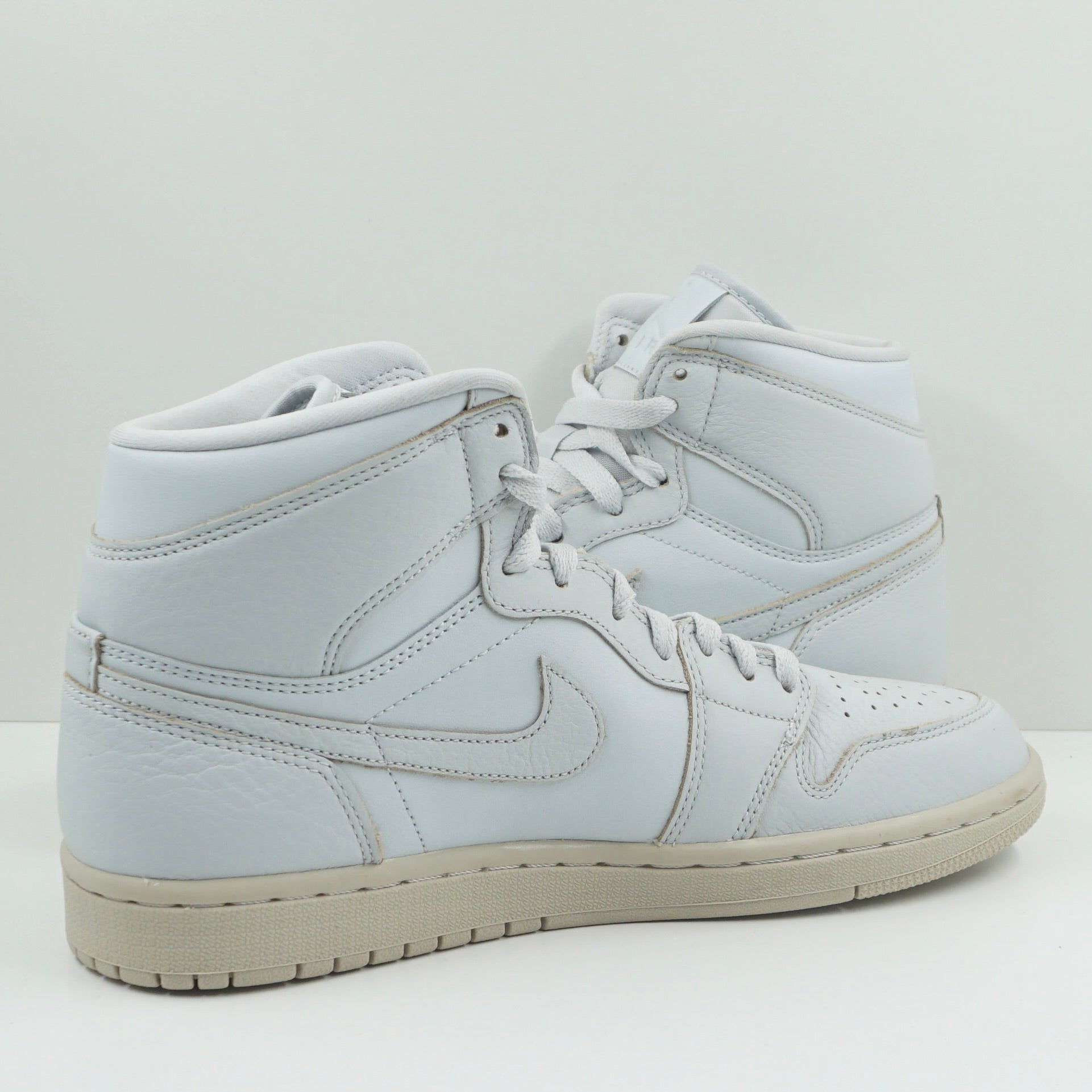 Jordan 1 Retro High Pure Platinum Desert Sand