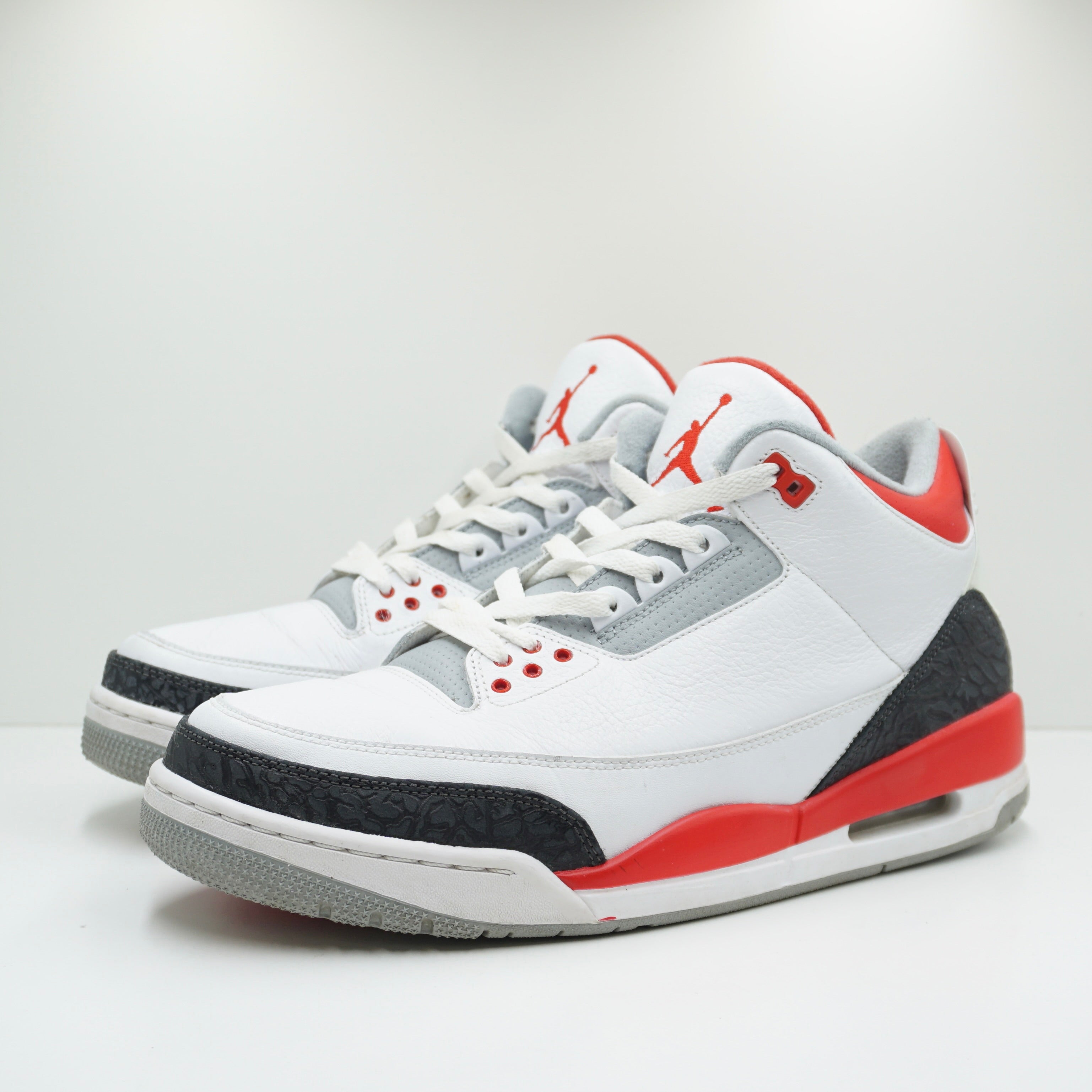 Jordan 3 Retro Fire Red (2013)