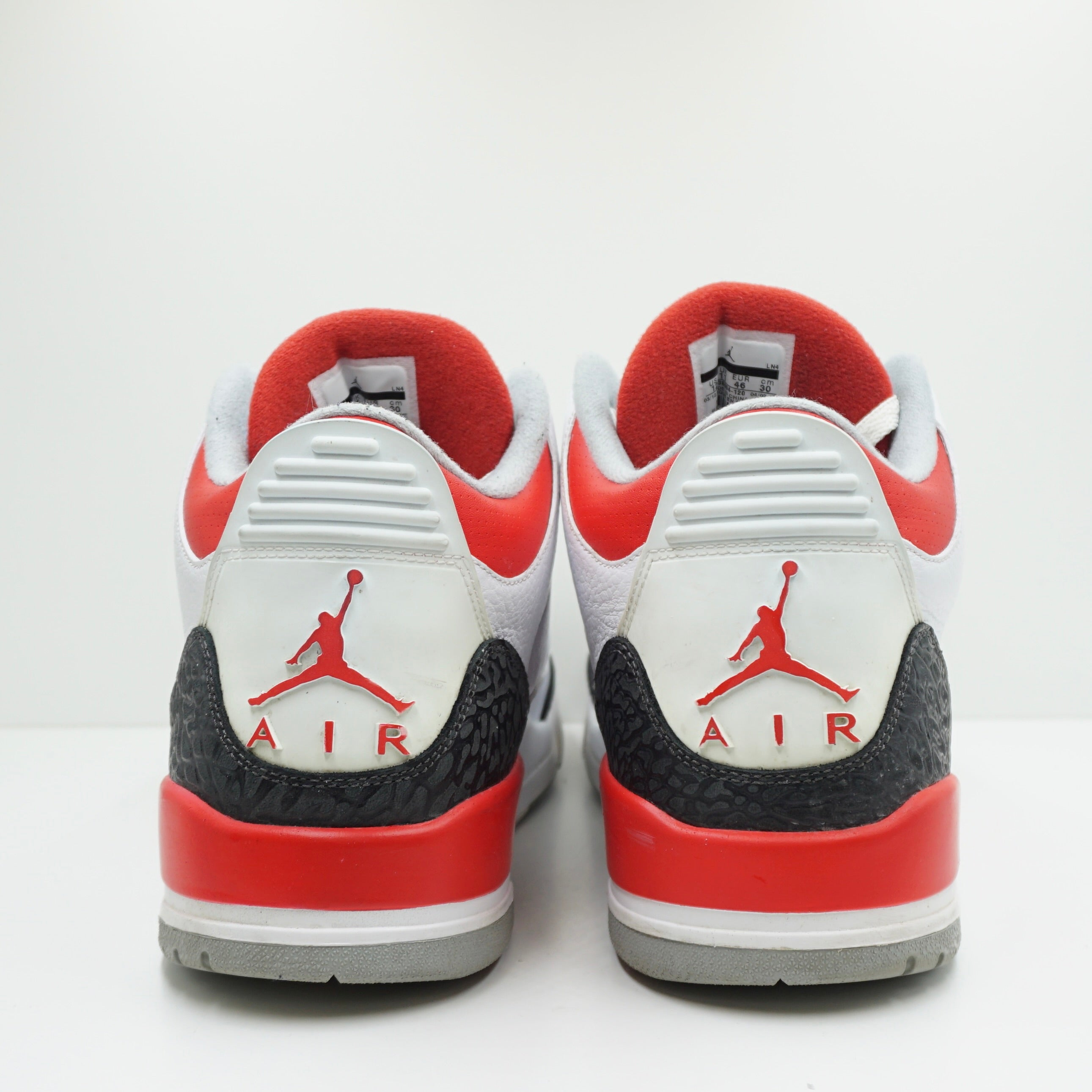 Jordan 3 Retro Fire Red (2013)