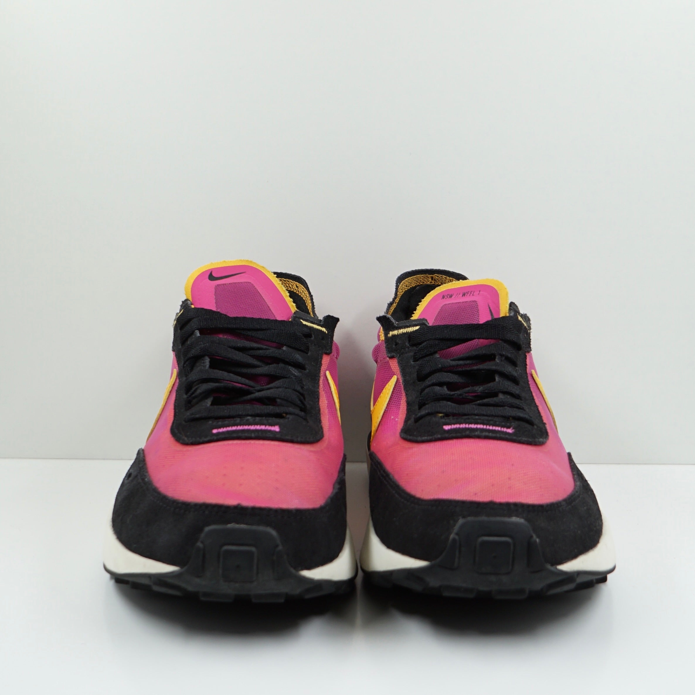 Nike Waffle One Active Fuchsia