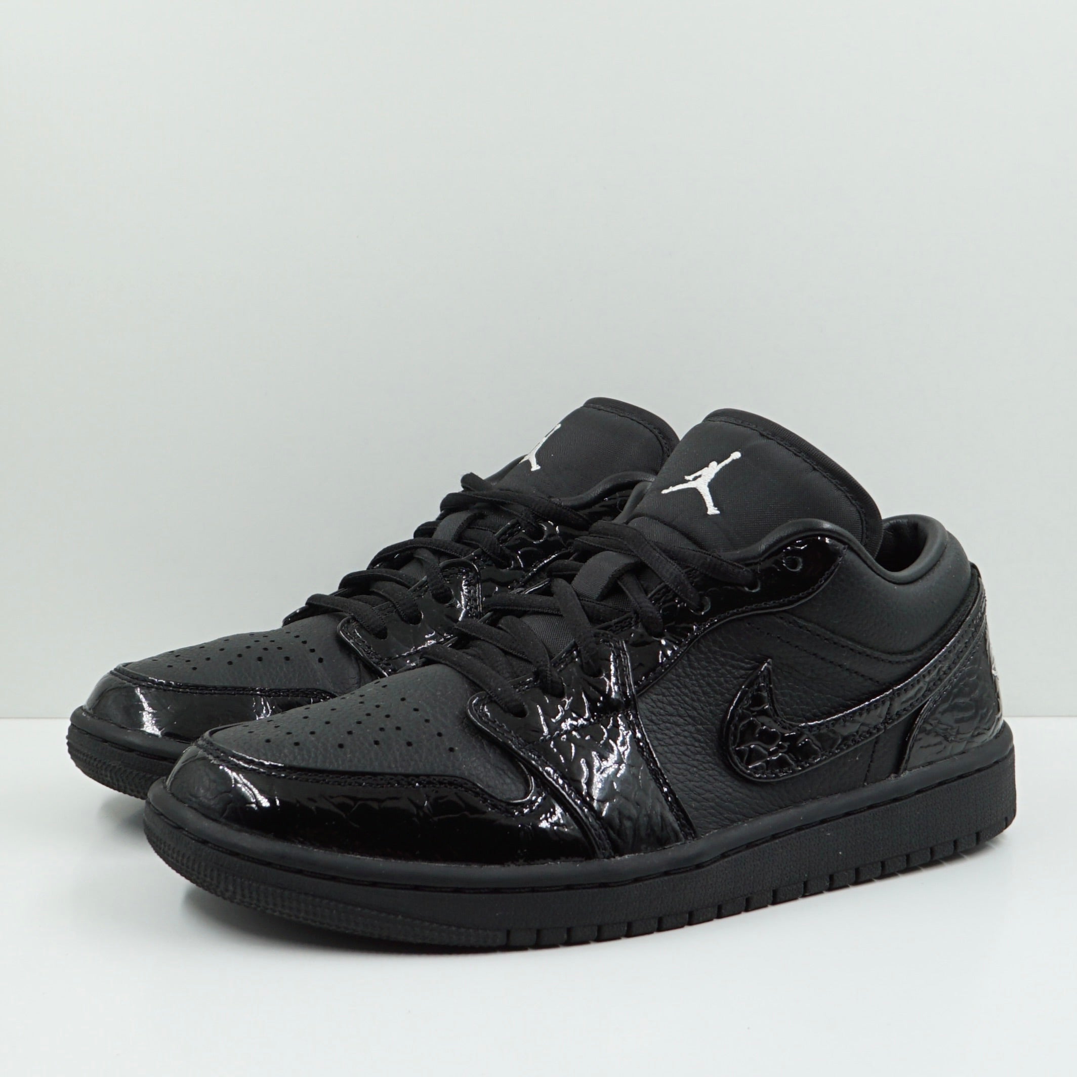 Jordan 1 Low SE Black Croc (W)