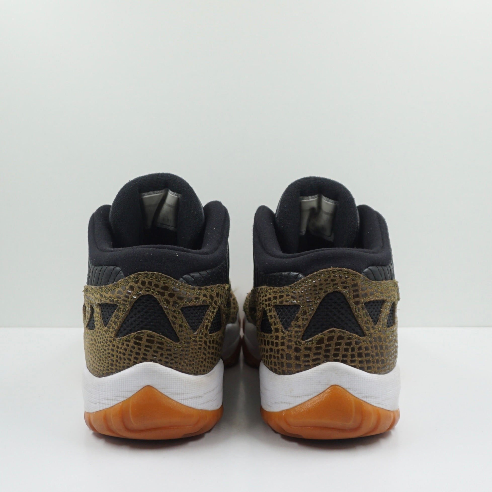 Jordan 11 Retro Low IE Militia Green (2015)