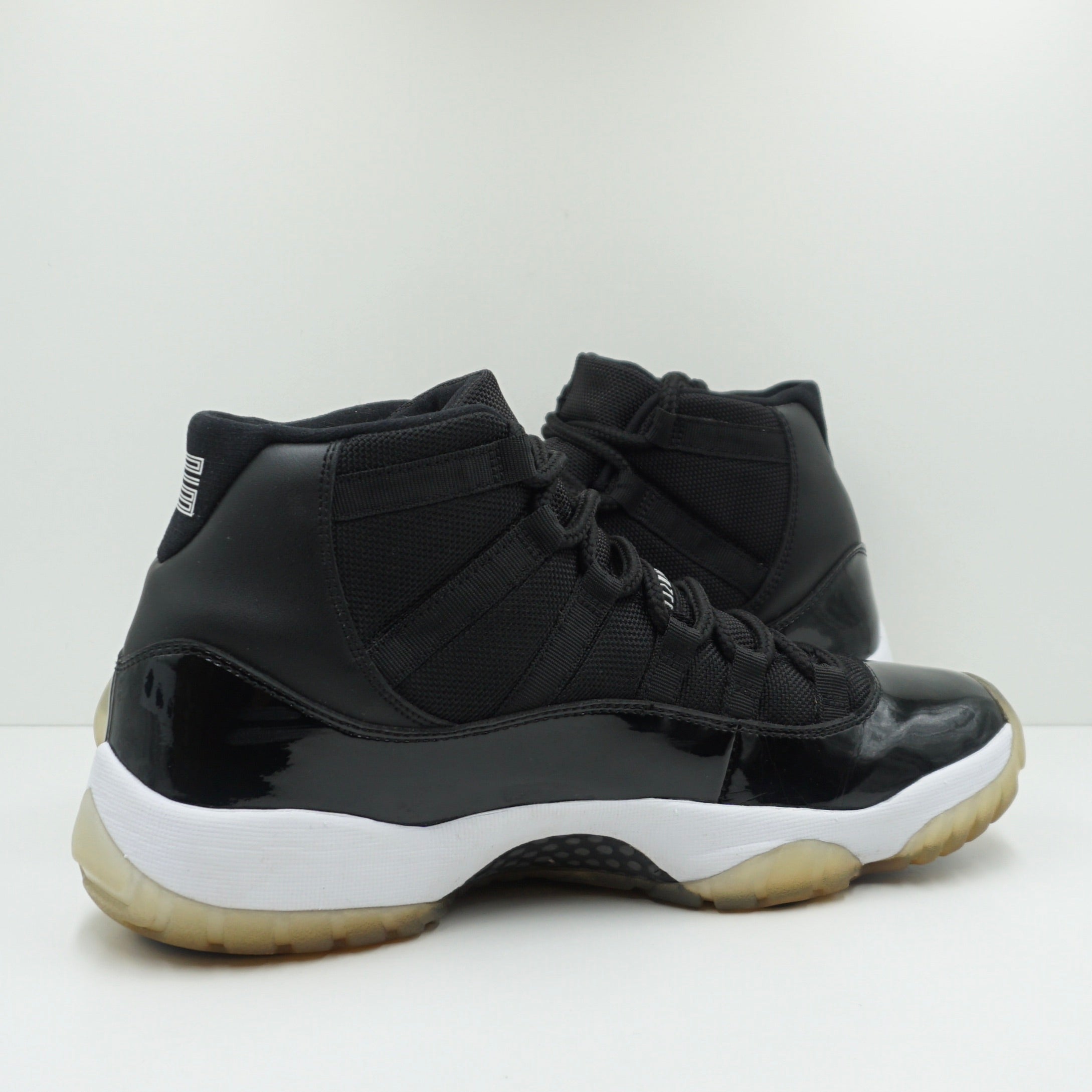 Jordan 11 Retro Space Jam (2009)