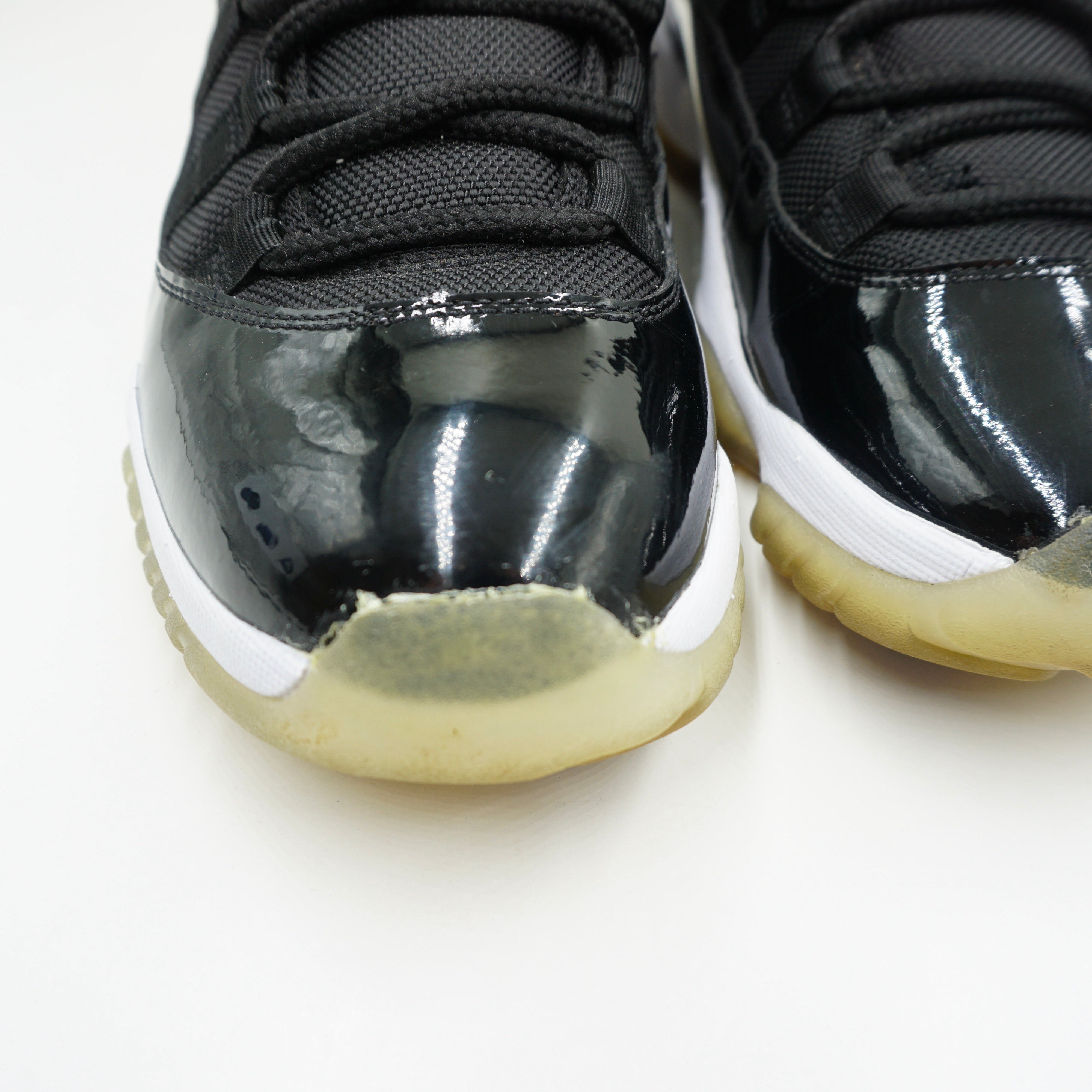 Jordan 11 Retro Space Jam (2009)