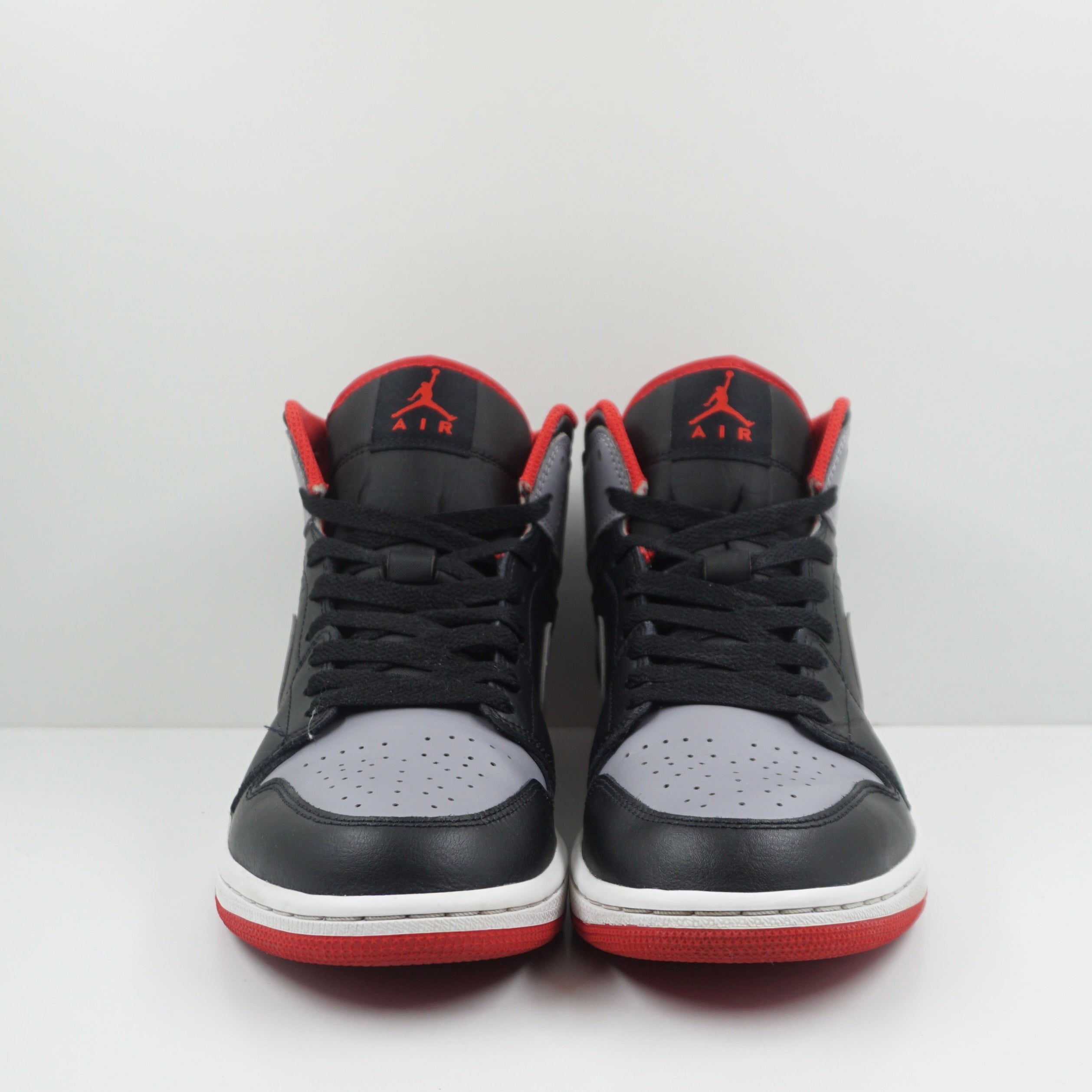 Jordan 1 Mid Bred Shadow