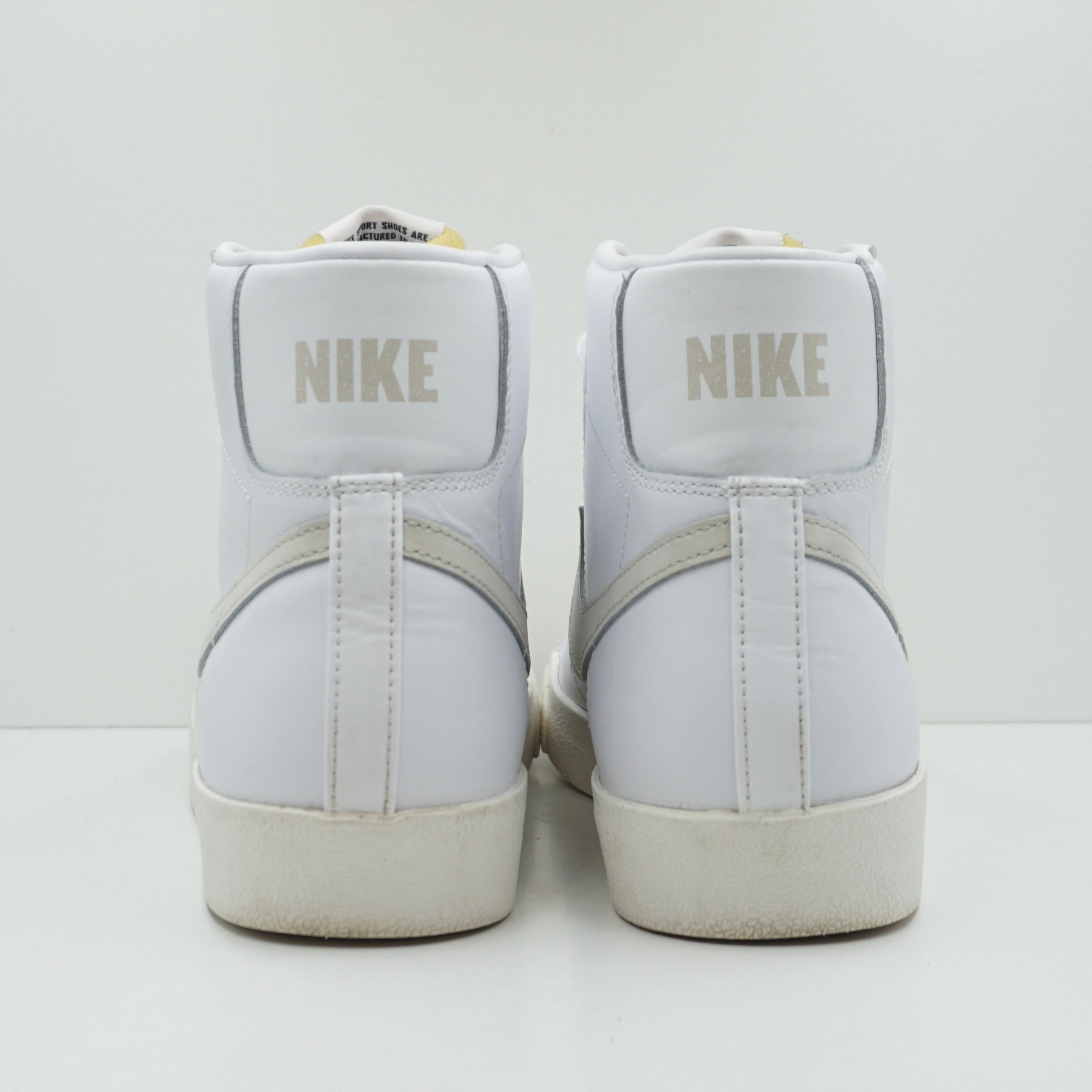 Nike Blazer Mid '77 Vintage White