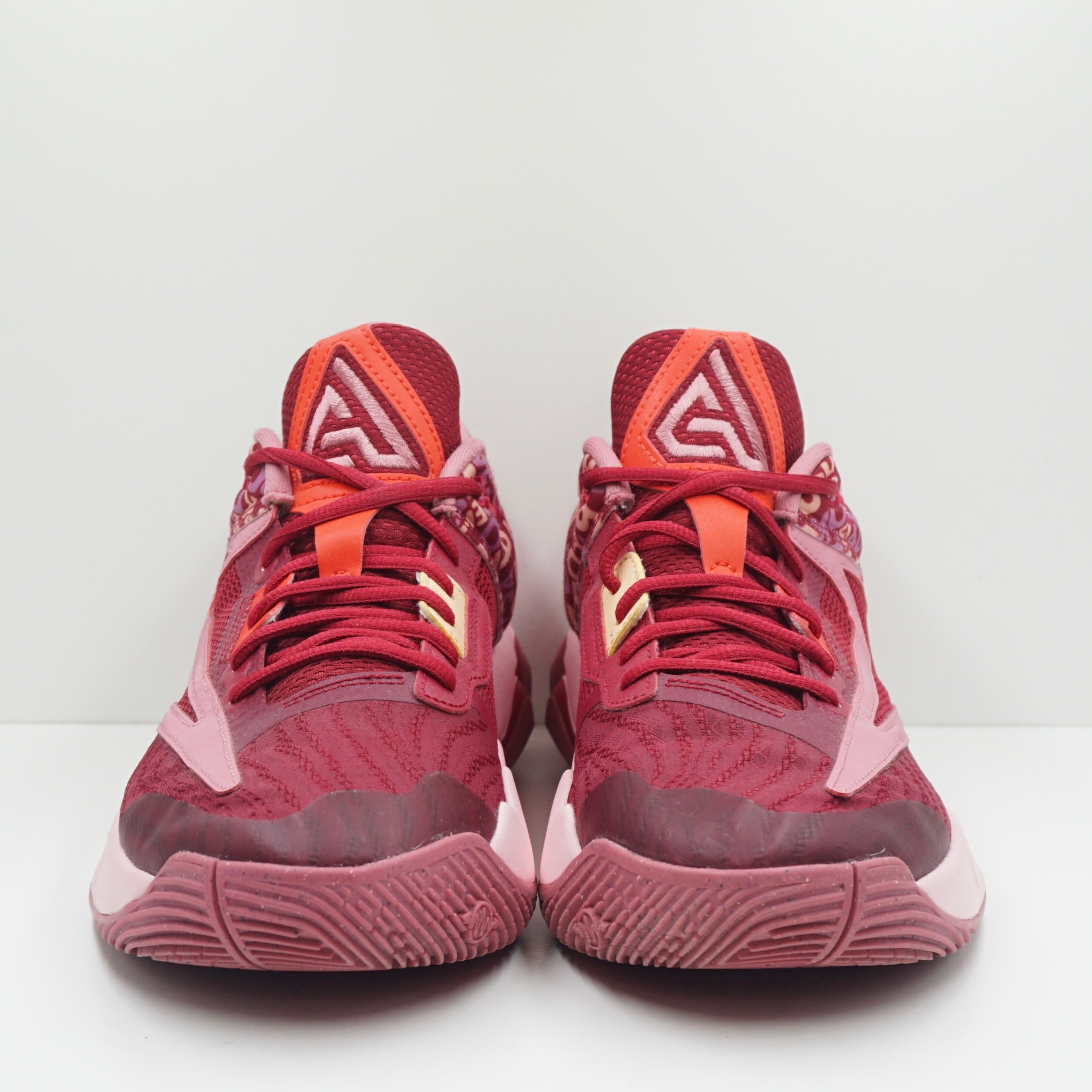 Nike Giannis Immortality 3 Alphabet Bros