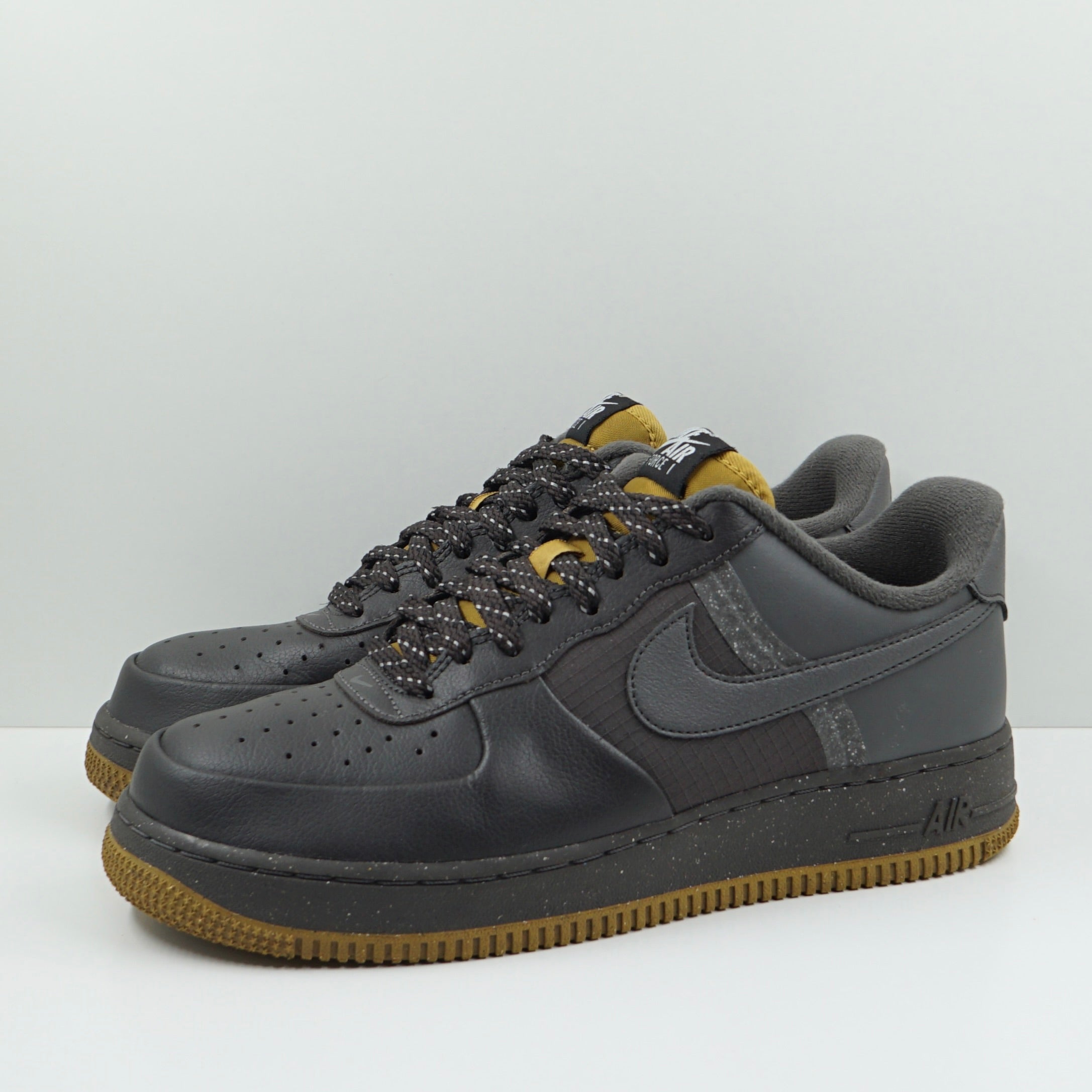 Nike Air Force 1 Low '07 LV8 Winterized Medium Ash
