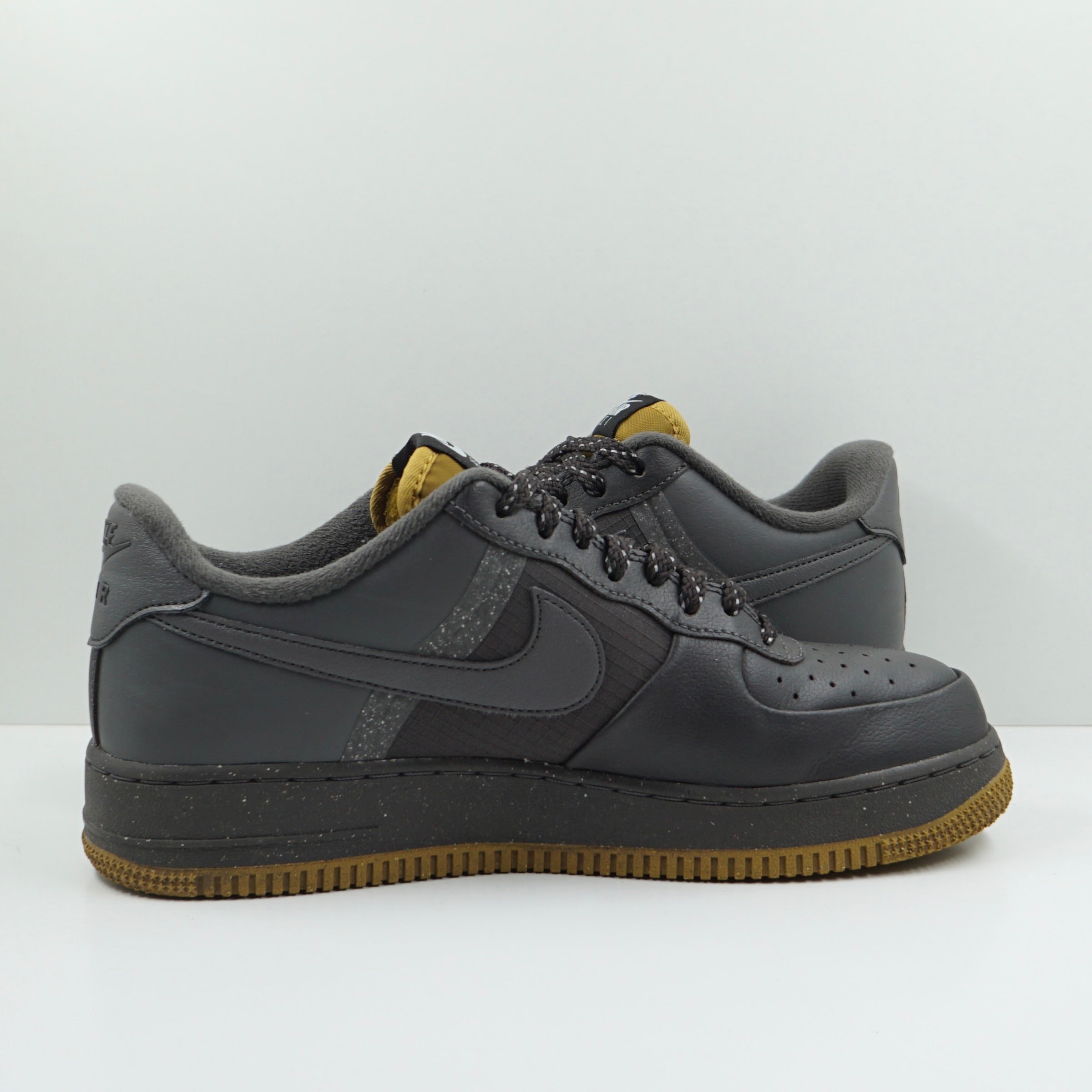 Nike Air Force 1 Low '07 LV8 Winterized Medium Ash