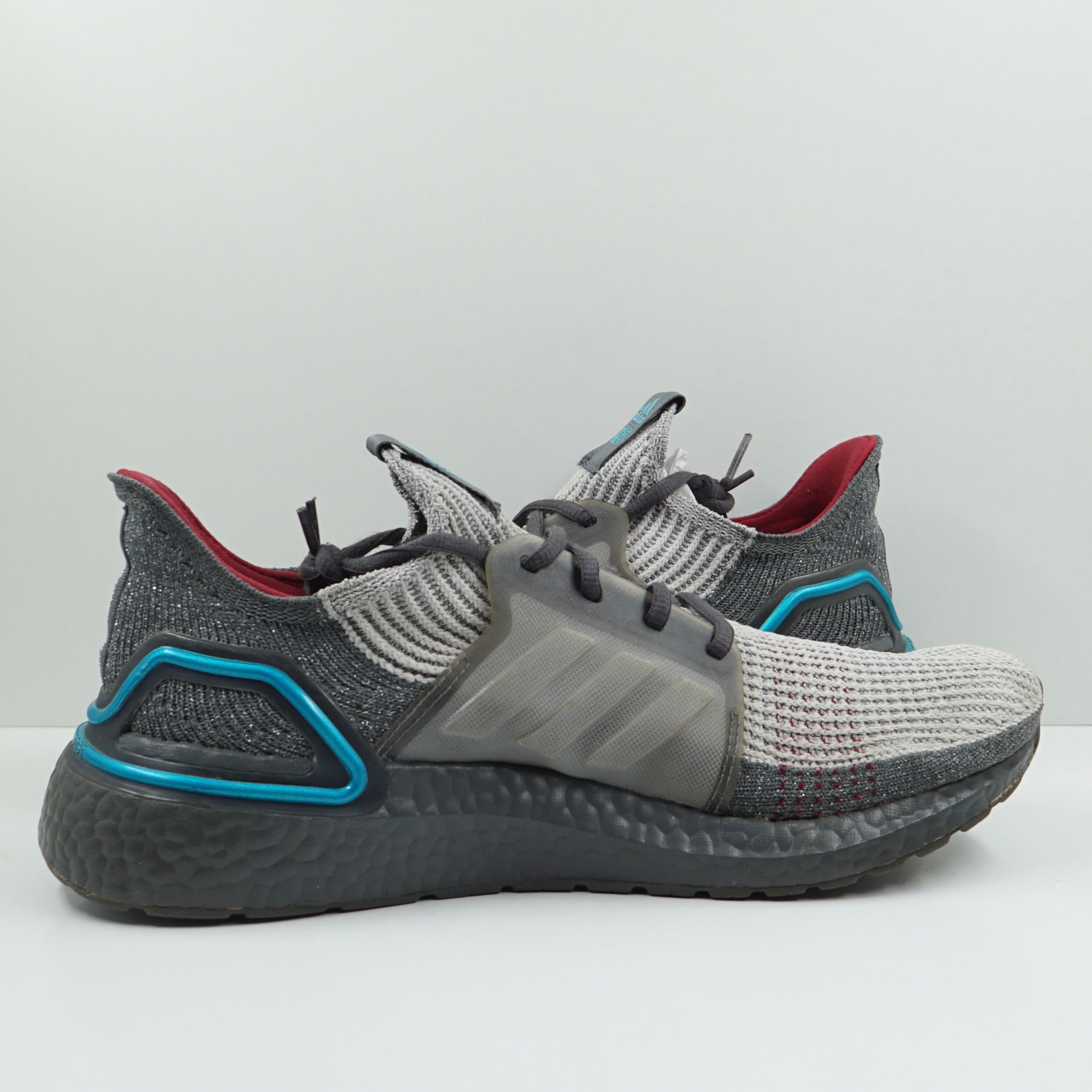 Adidas Ultra Boost 19 Star Wars Millennium Falcon
