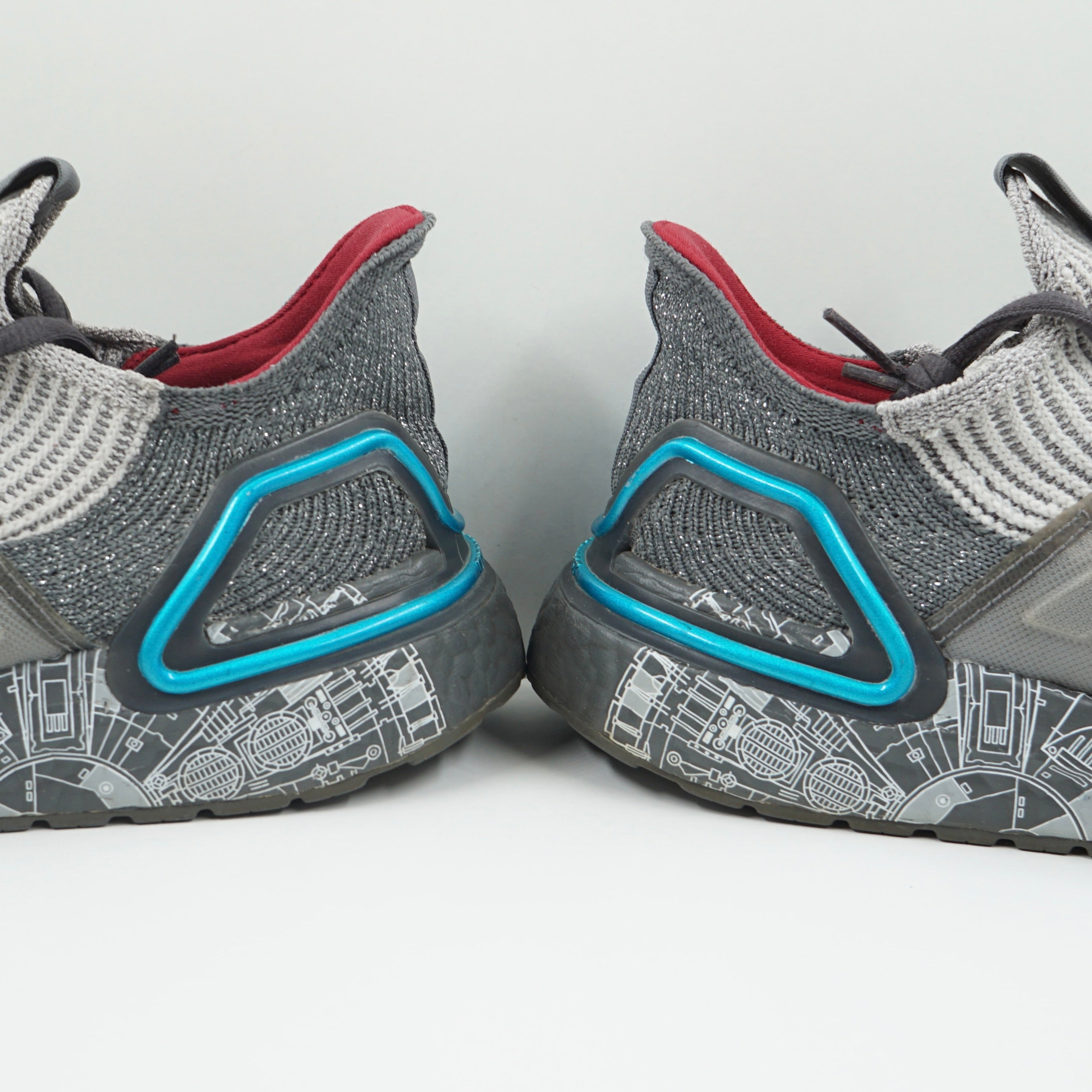 Adidas Ultra Boost 19 Star Wars Millennium Falcon