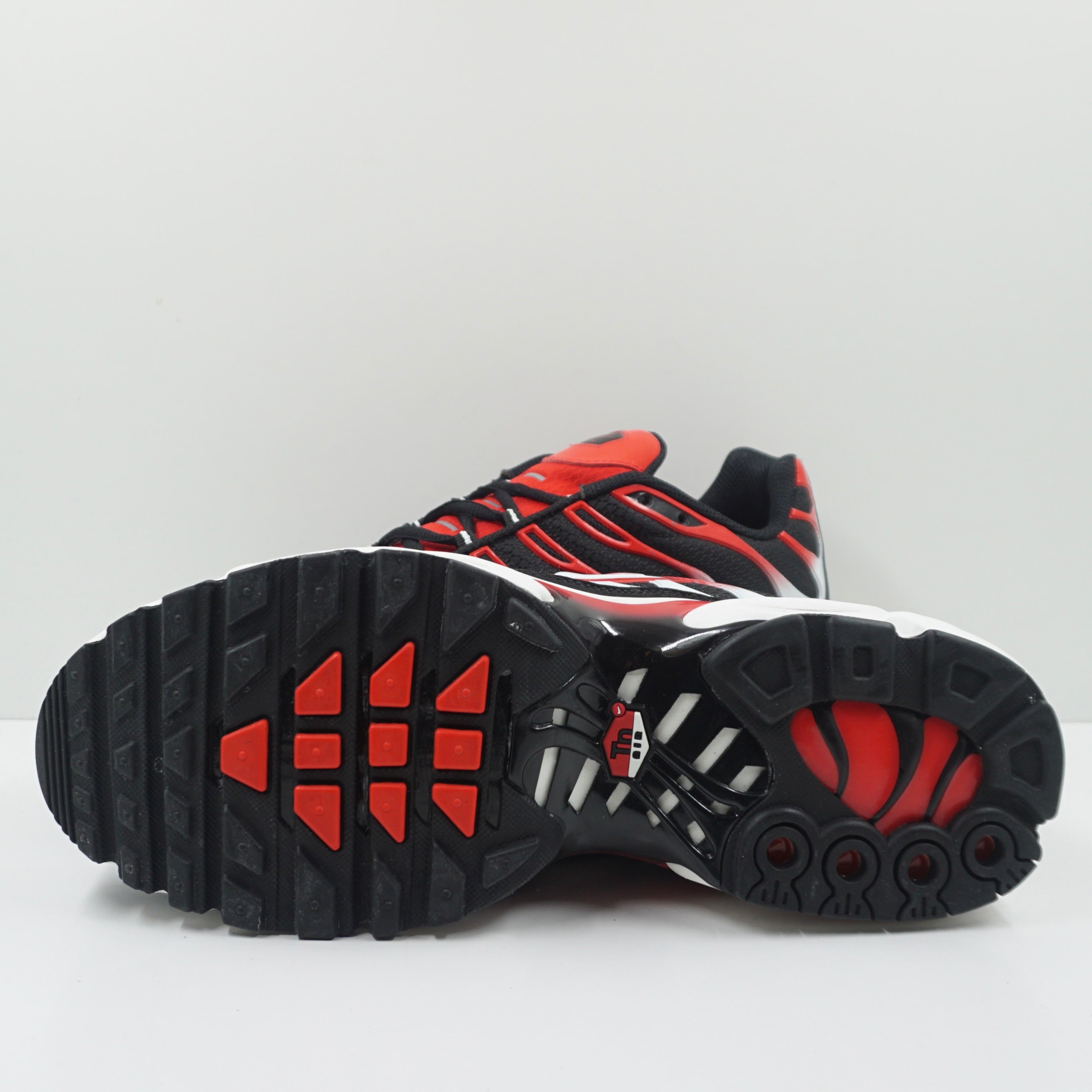 Nike Air Max Plus Black White University Red