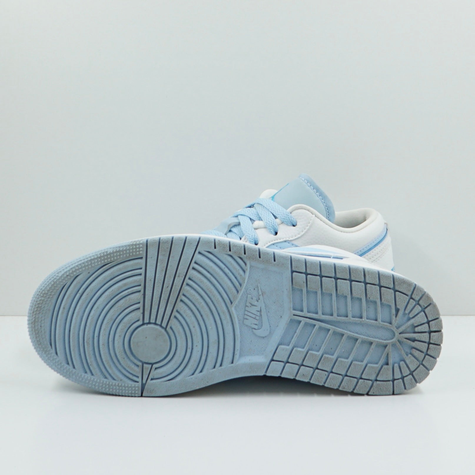 Jordan 1 Low SE Reverse Ice Blue (W)