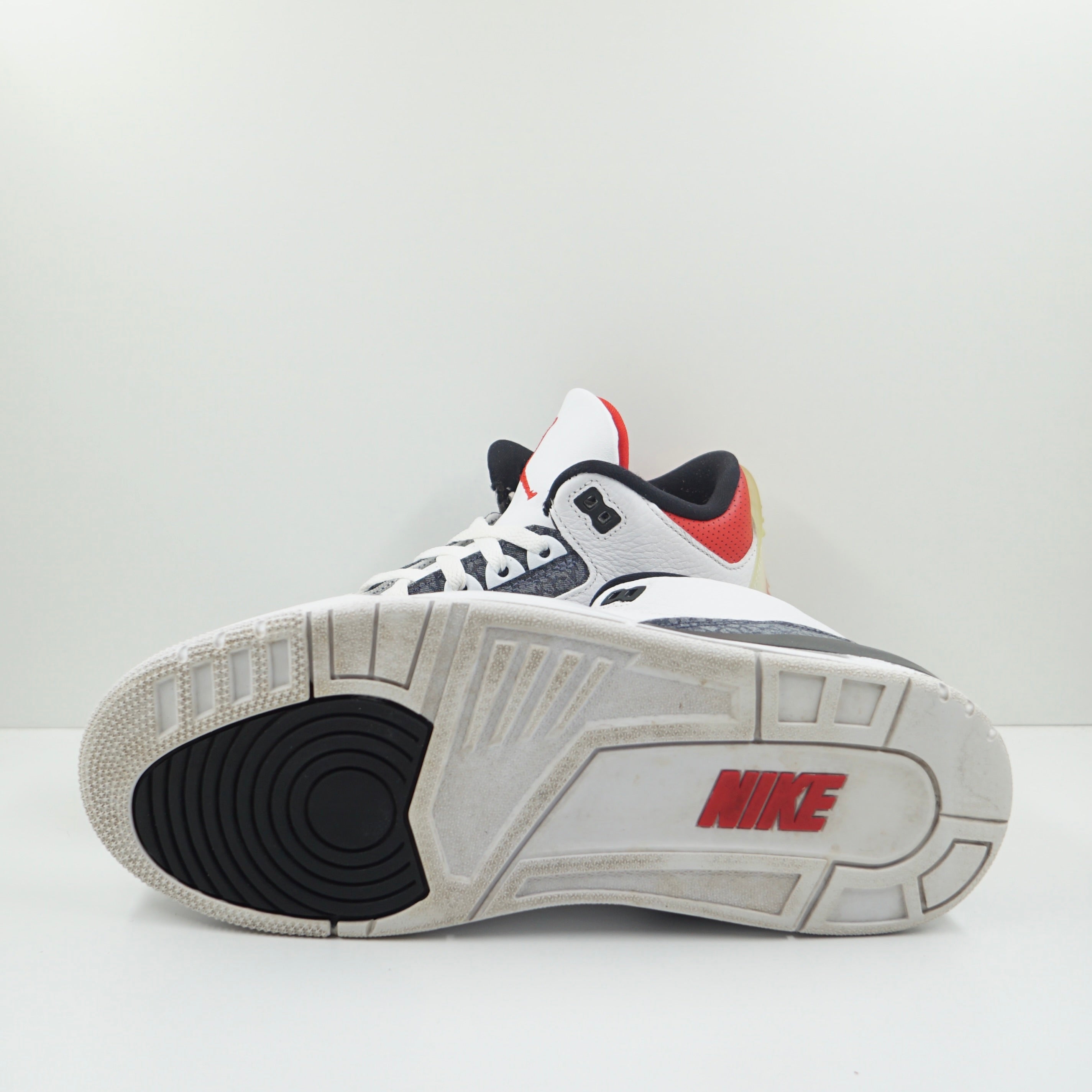 Jordan 3 Retro SE Fire Red Denim (2020)