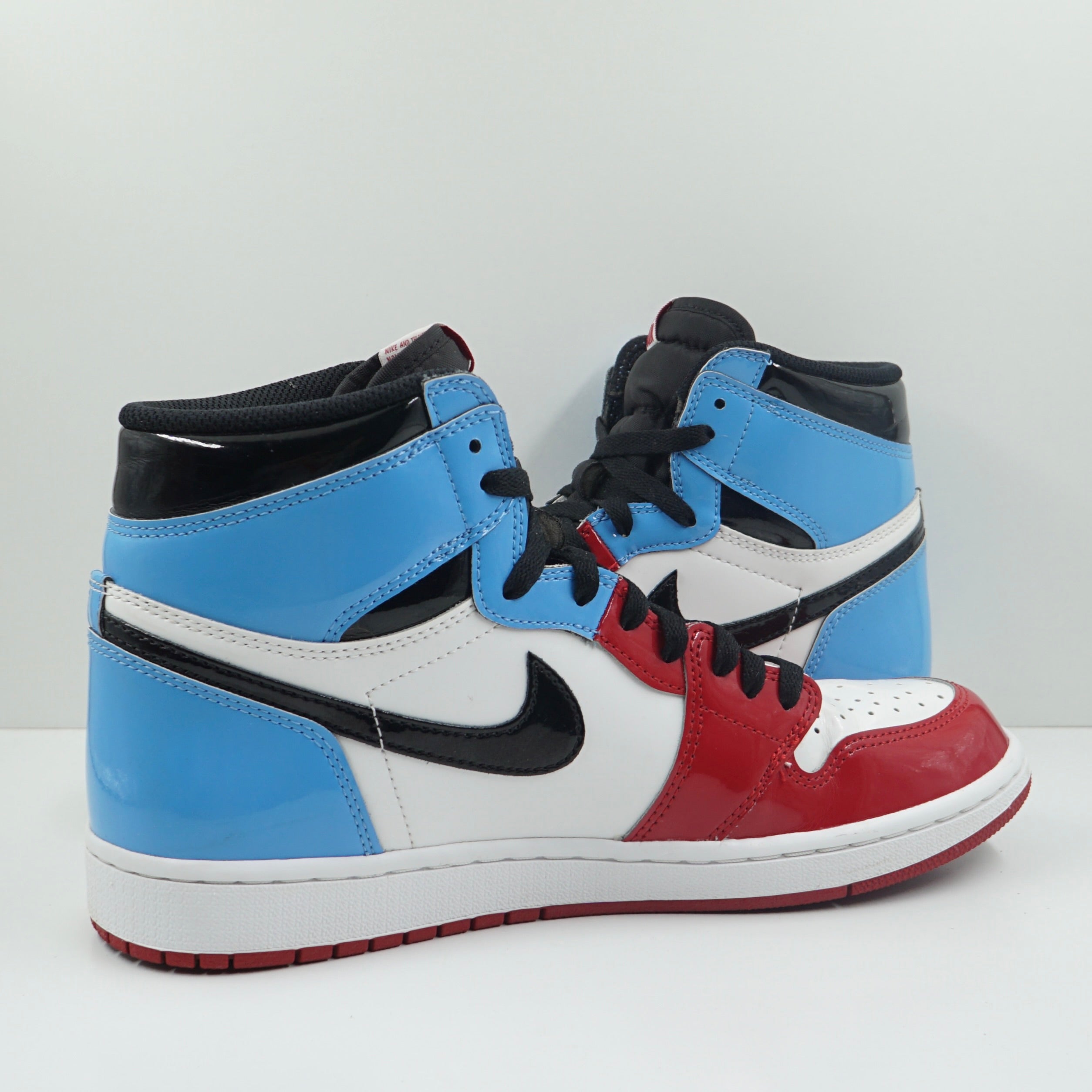 Jordan 1 Retro High Fearless UNC Chicago
