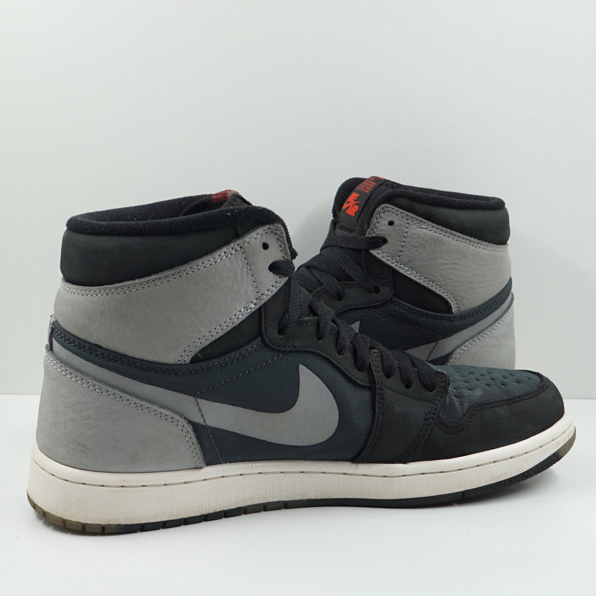 Jordan 1 Retro High Element Gore-Tex Black Particle Grey