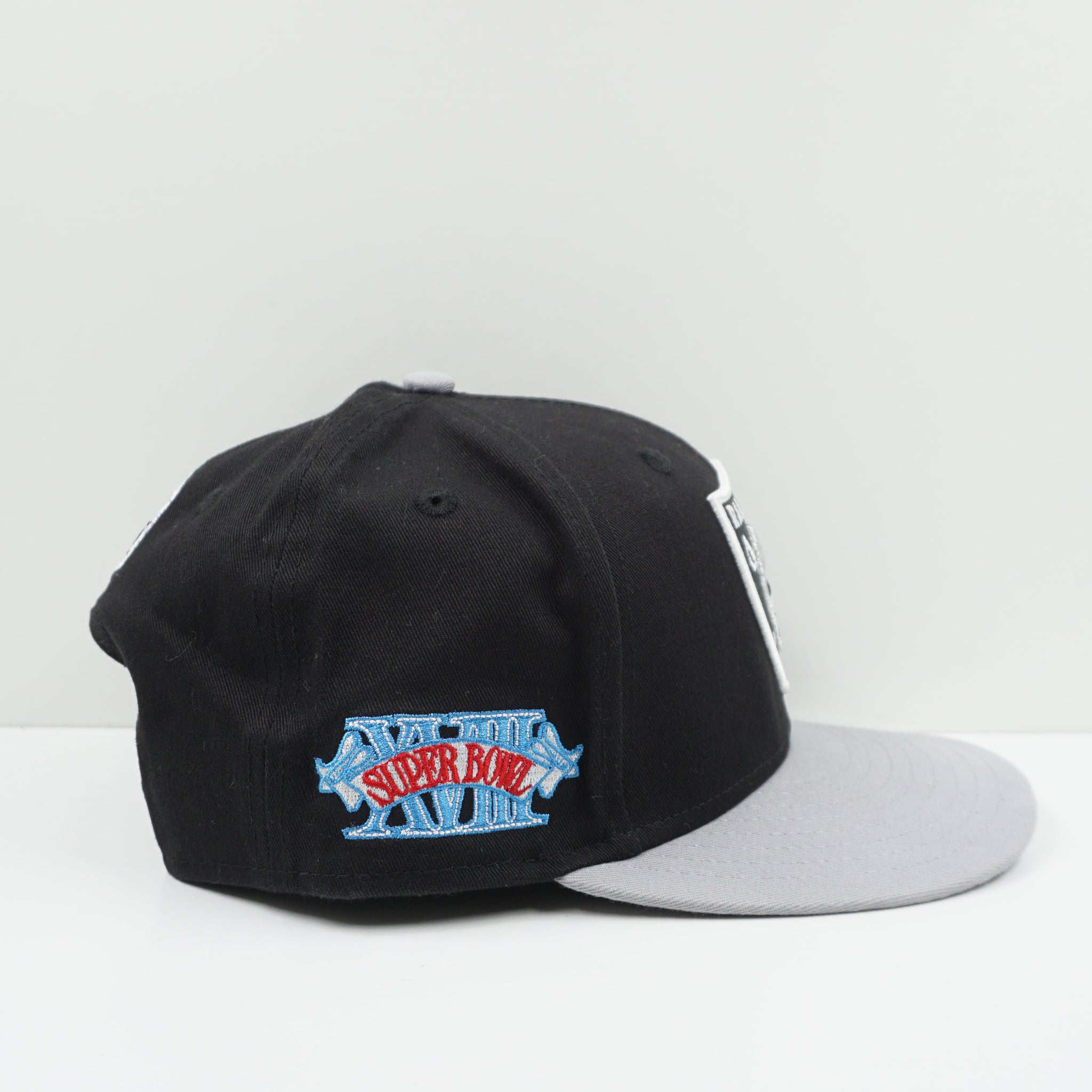 New Era Raiders Superbowl XVIII Snapback
