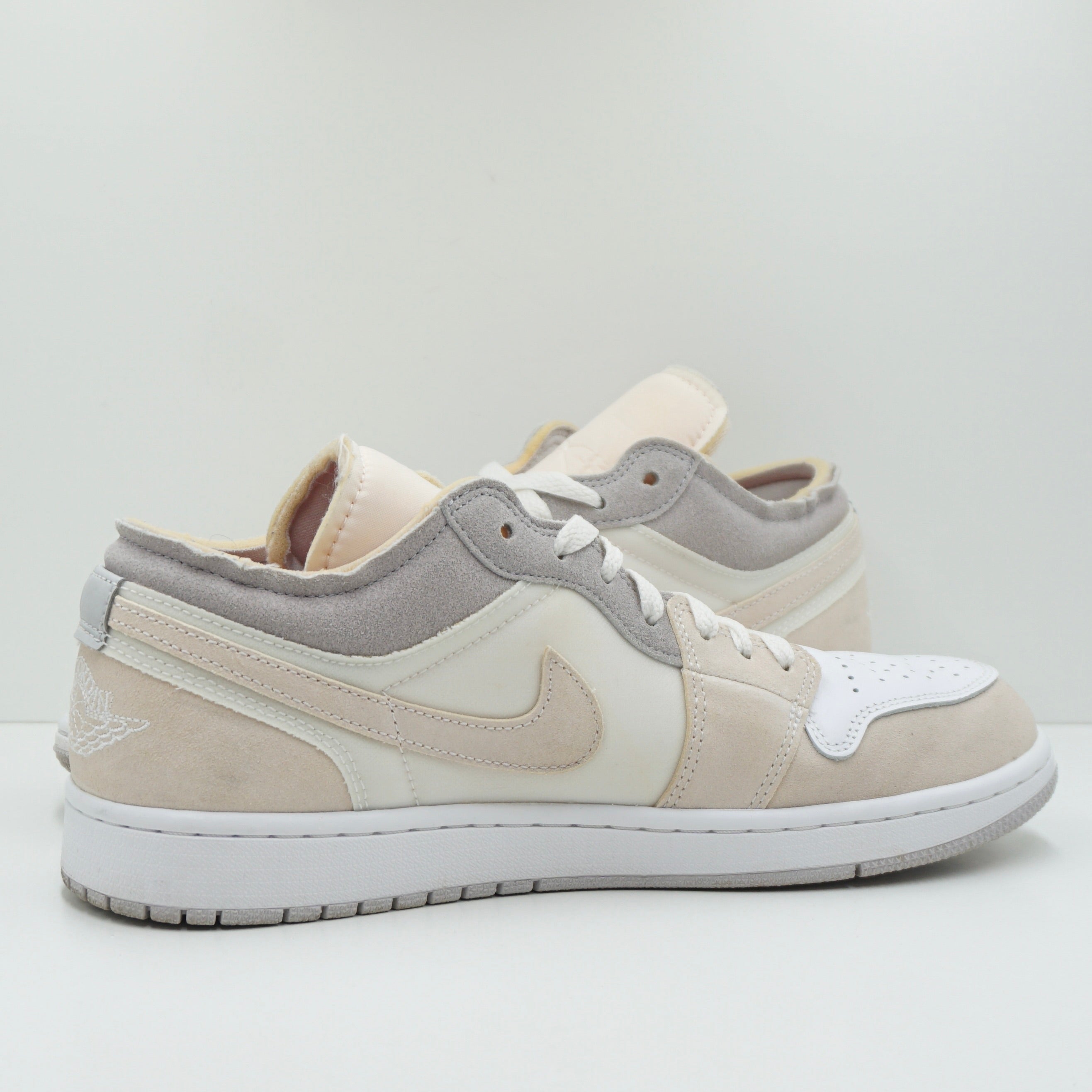 Jordan 1 Low SE Craft Inside Out White Phantom