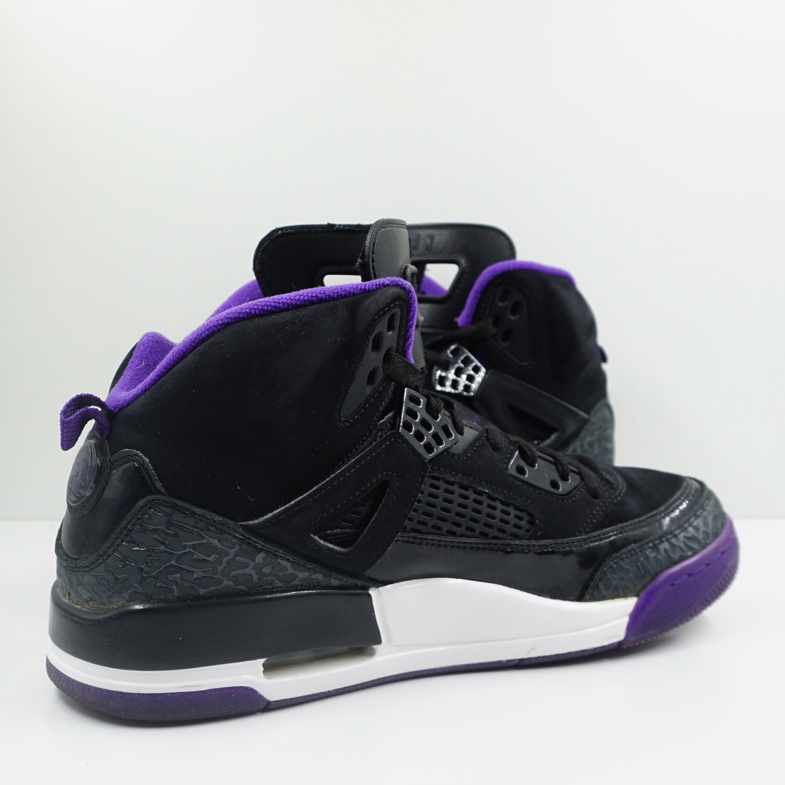 Jordan Spizike Black Court Purple