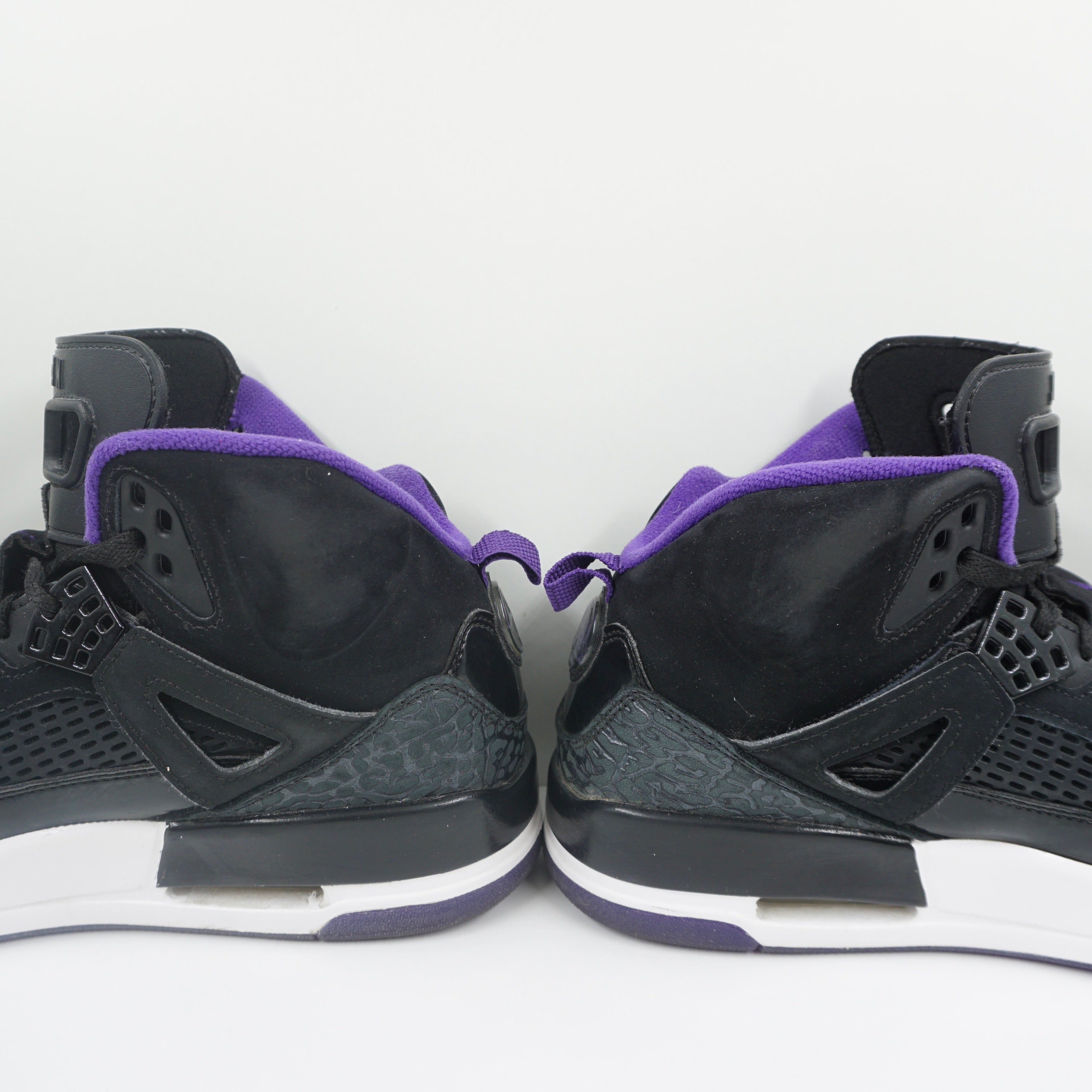 Jordan Spizike Black Court Purple
