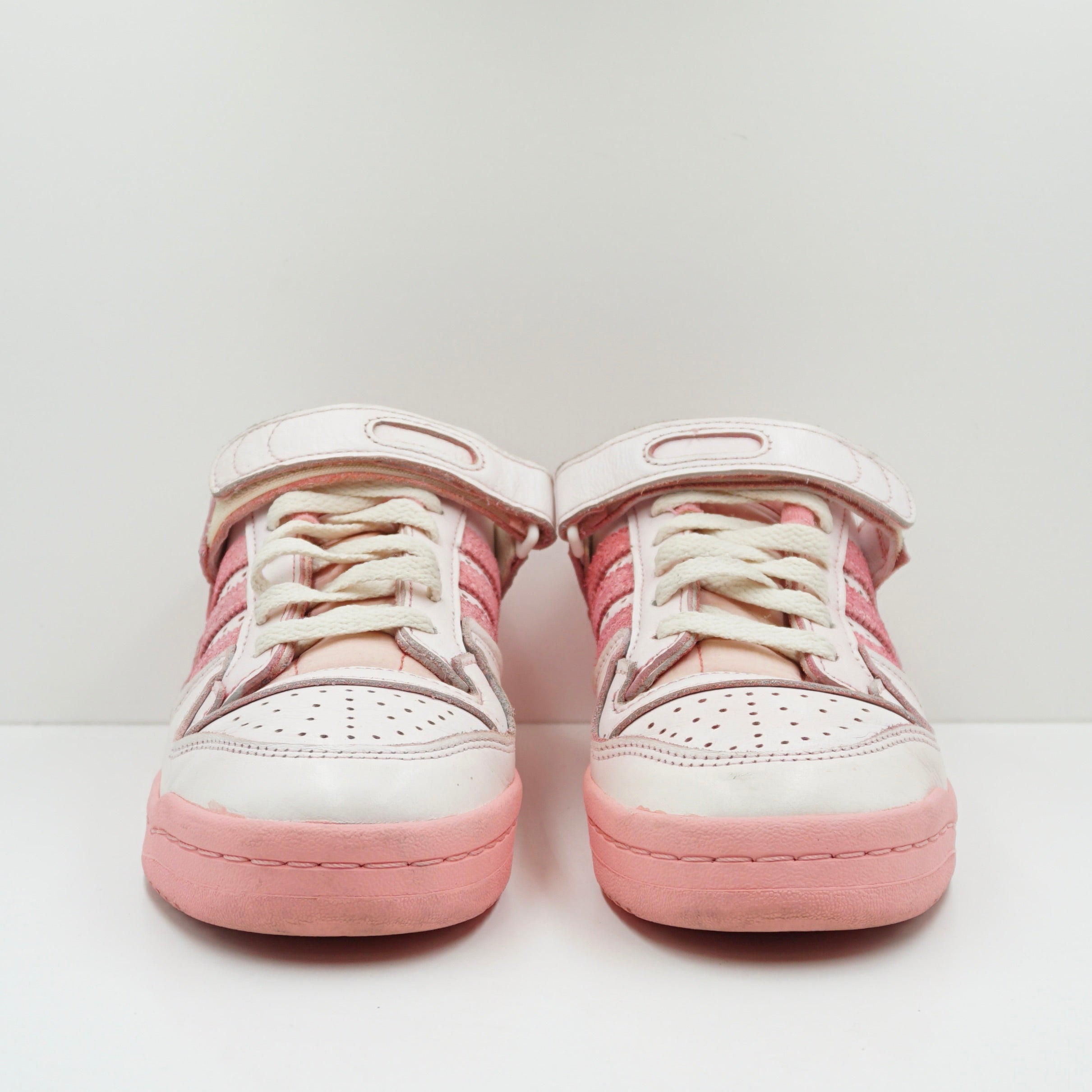 Adidas Forum 84 Low Pink at Home