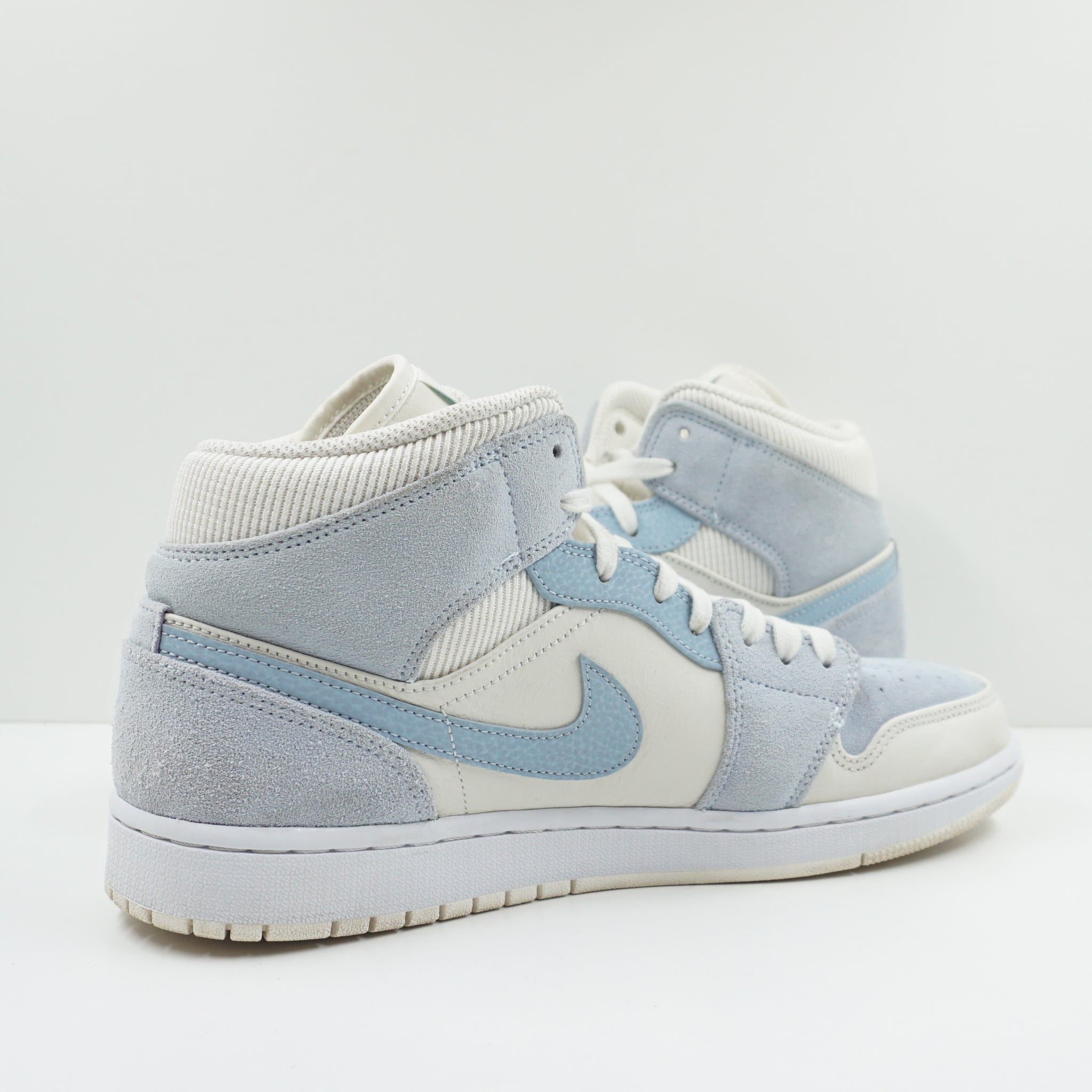 Jordan 1 Mid Mixed Textures Blue