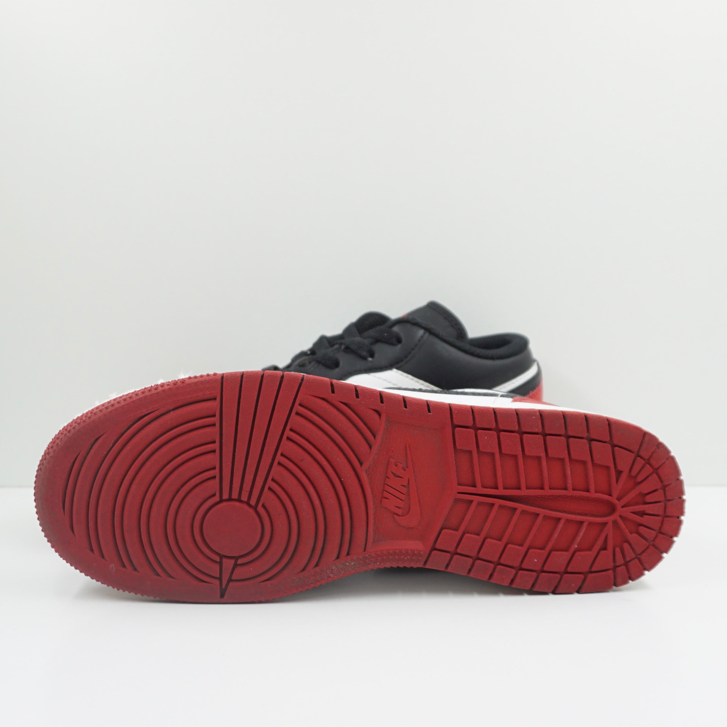 Jordan 1 Low Bred Toe 2.0 (GS)