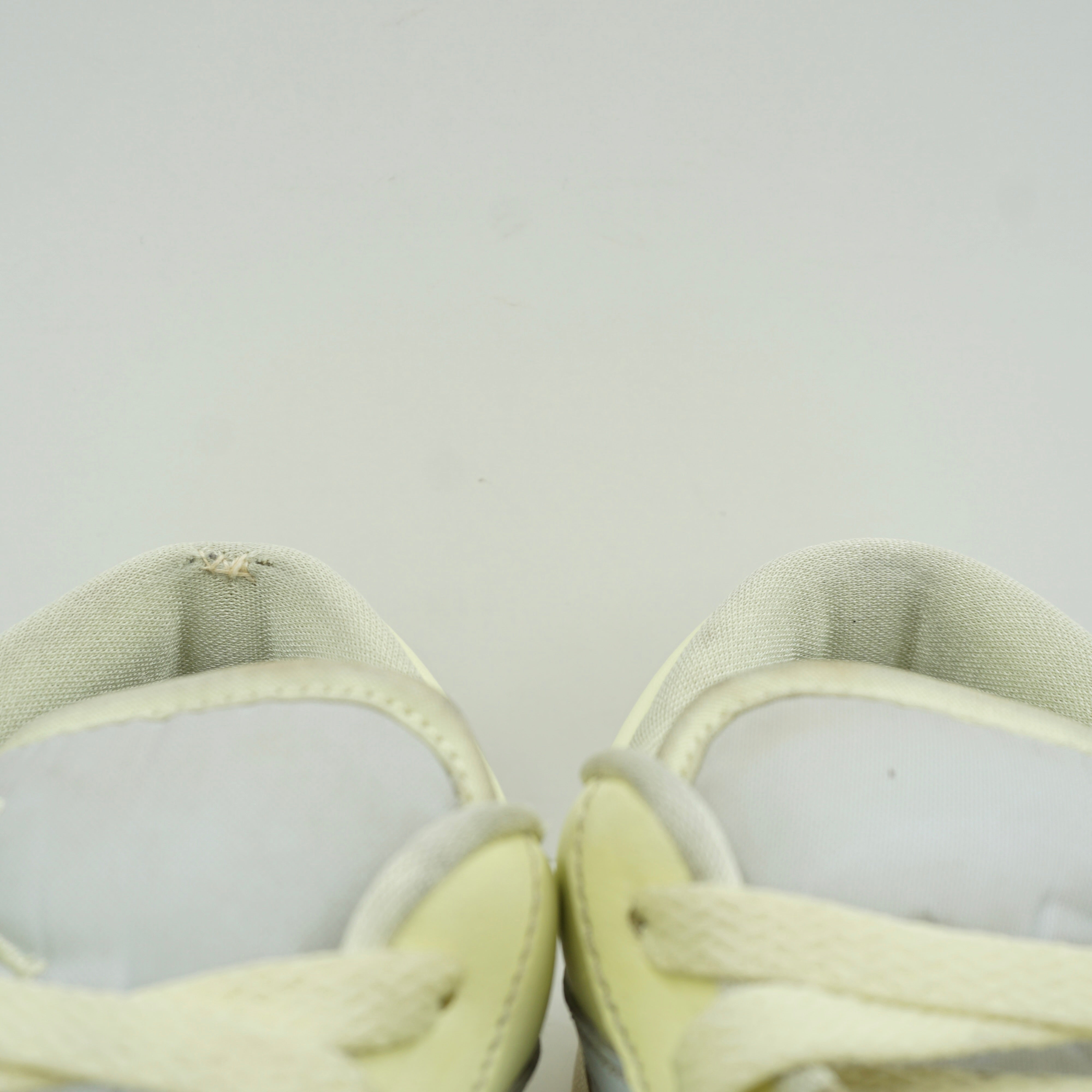 Jordan 1 Low Lemonade (W)