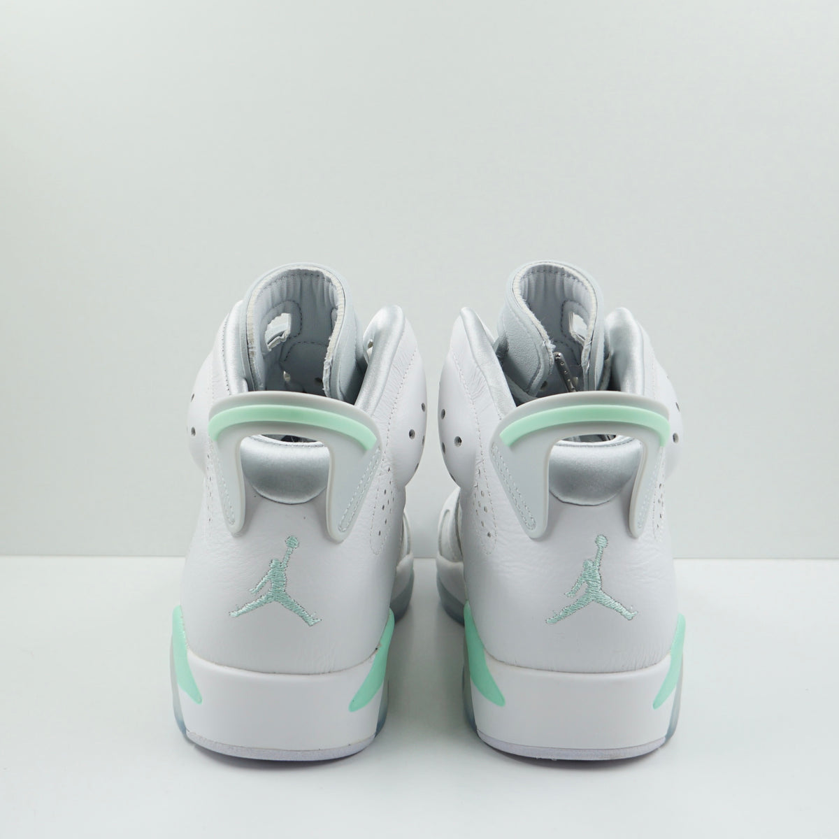Jordan 6 Retro Mint Foam (W)