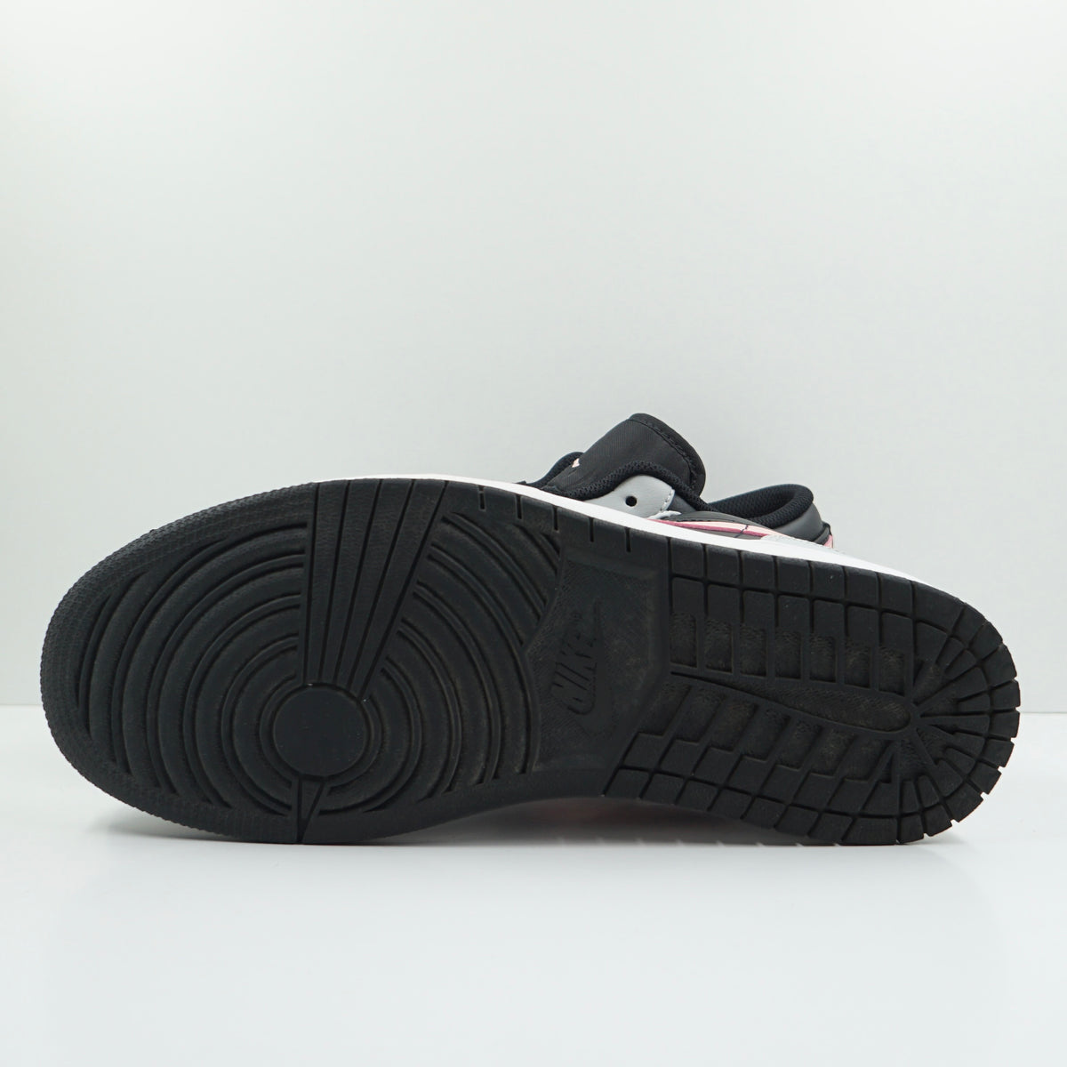 Jordan 1 Low Black Grey Pink