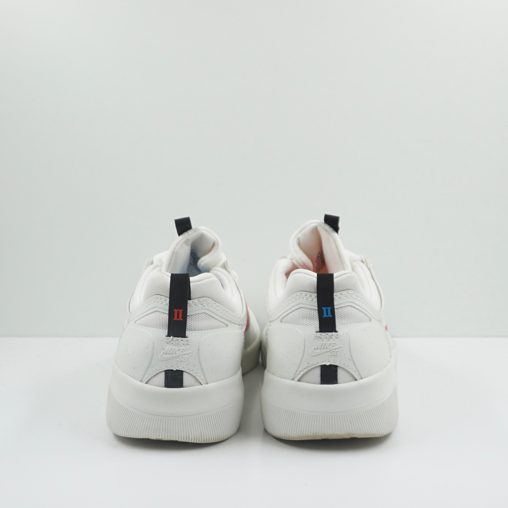 Nike SB Nyjah Free 2 Summit White Chile Red