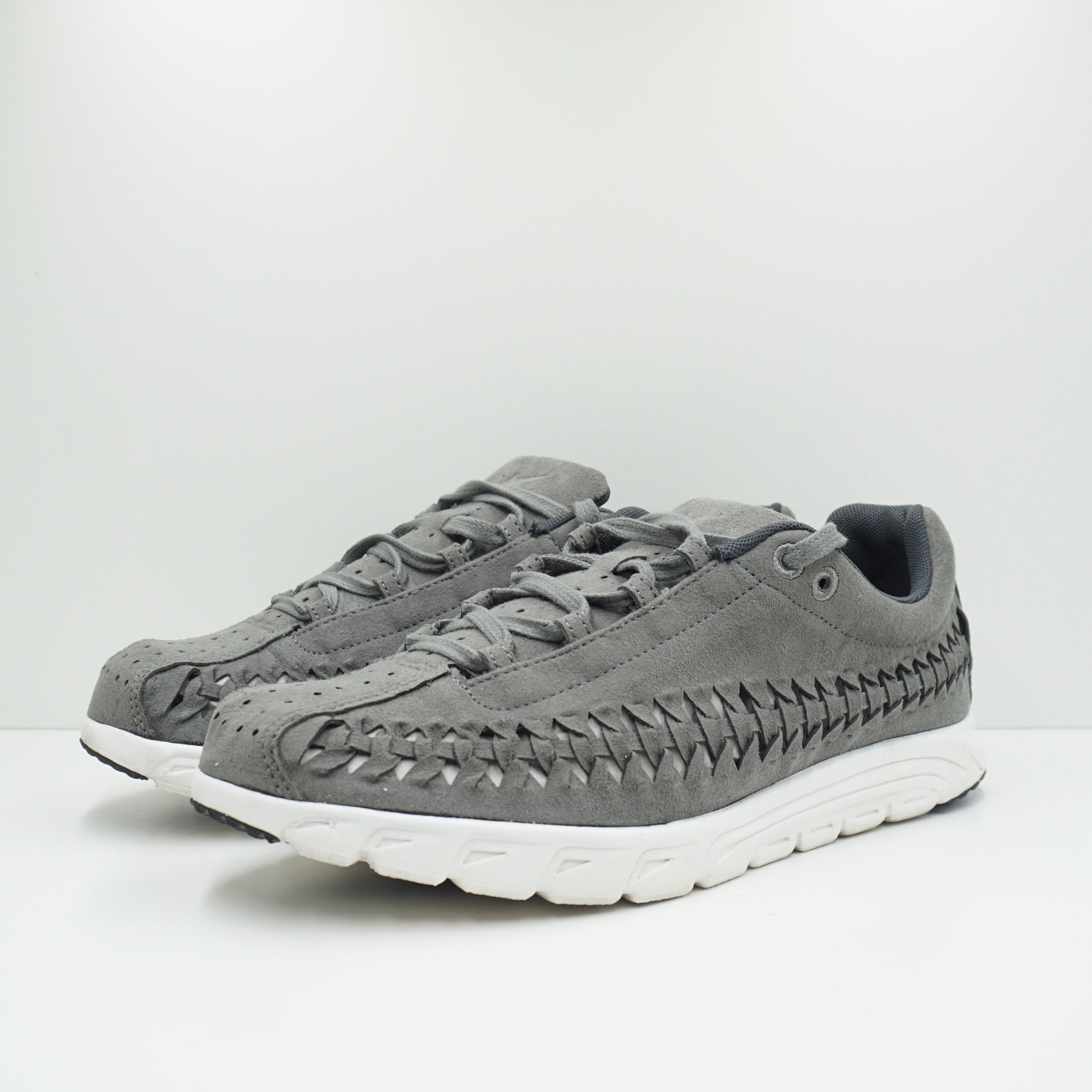 Nike Mayfly Woven Tumbled Grey
