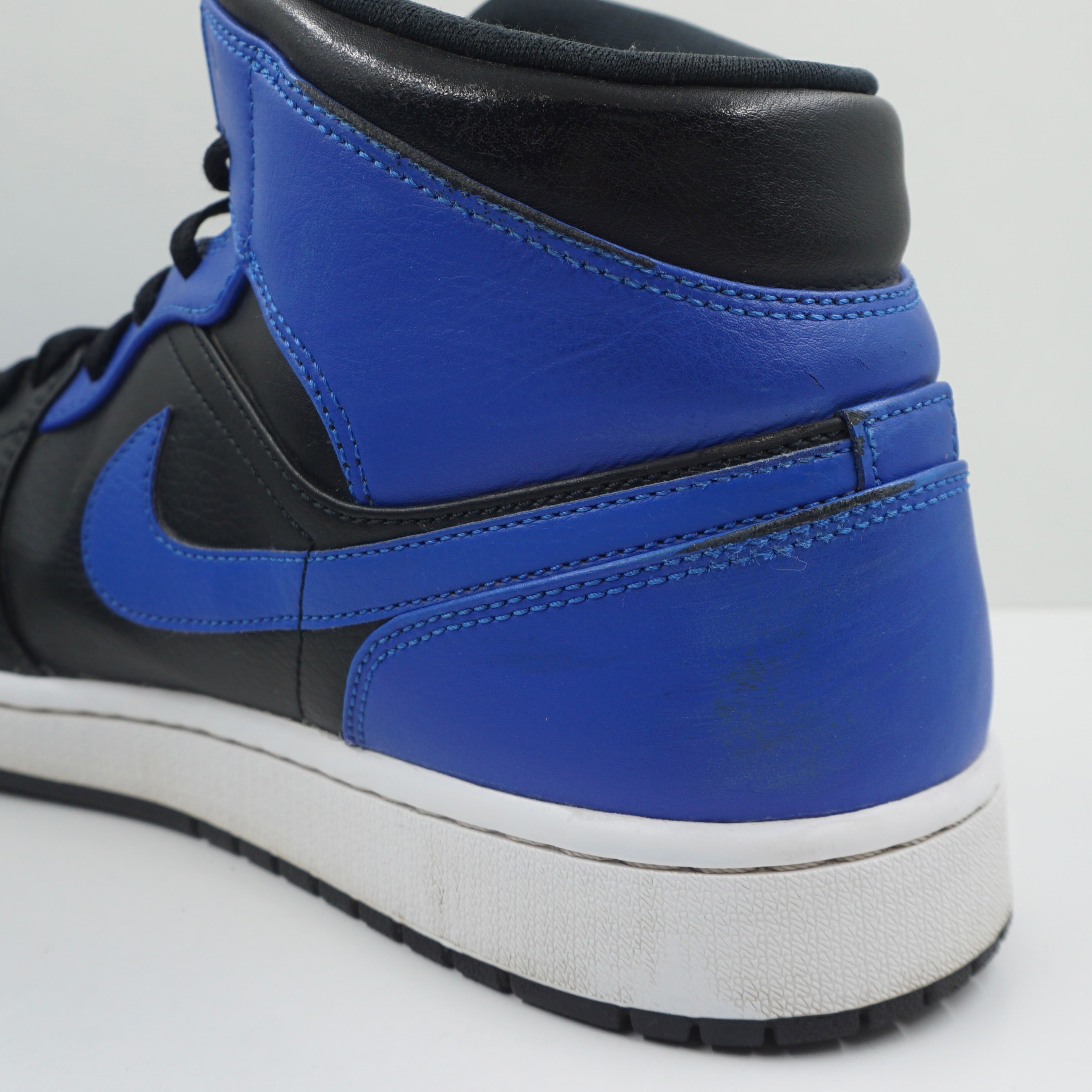 Jordan 1 Mid Hyper Royal Tumbled Leather