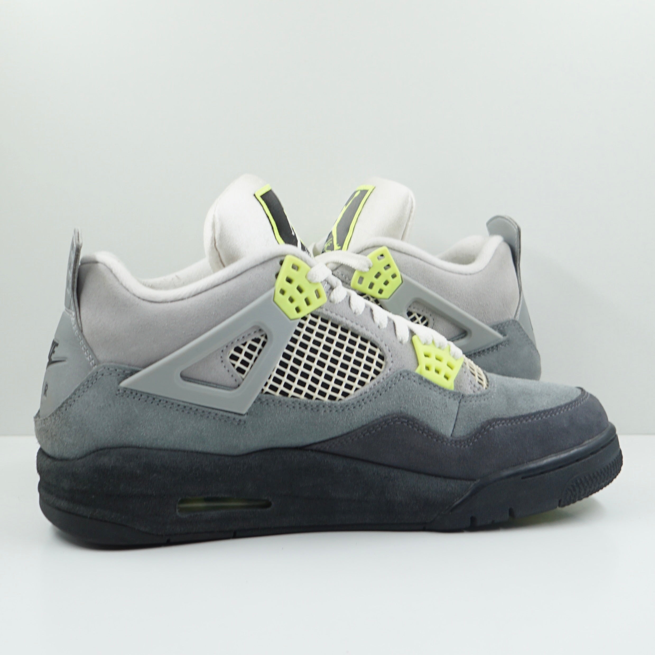 Jordan 4 Retro SE 95 Neon
