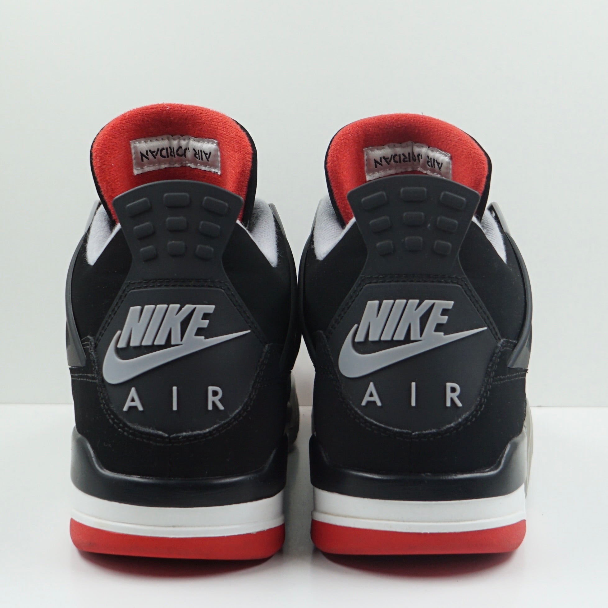 Jordan 4 Retro Bred (2019)