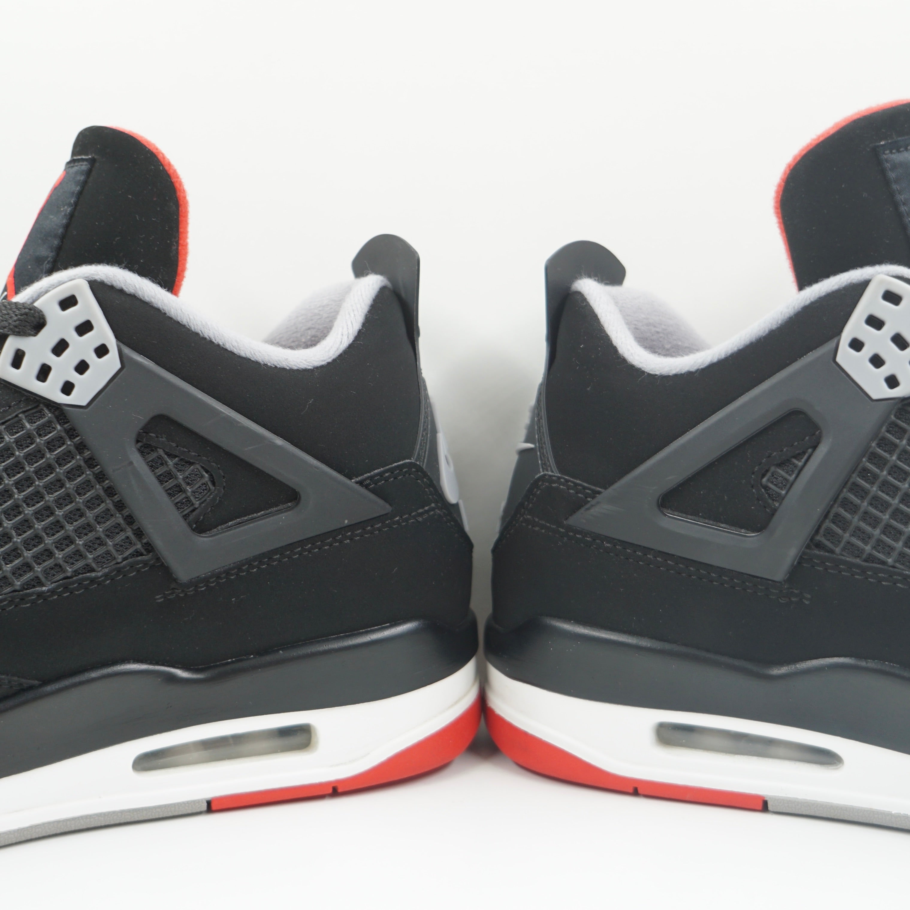 Jordan 4 Retro Bred (2019)